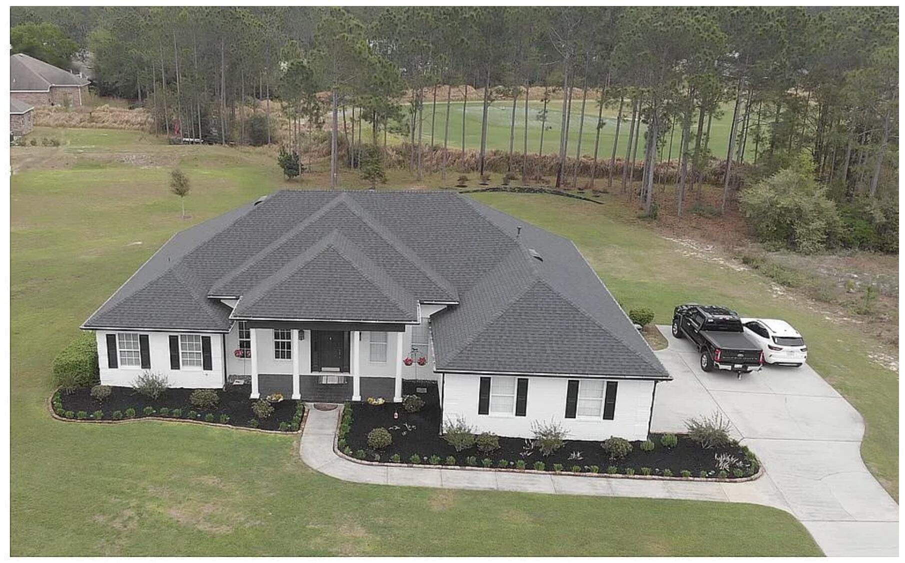 492 E Club House Drive