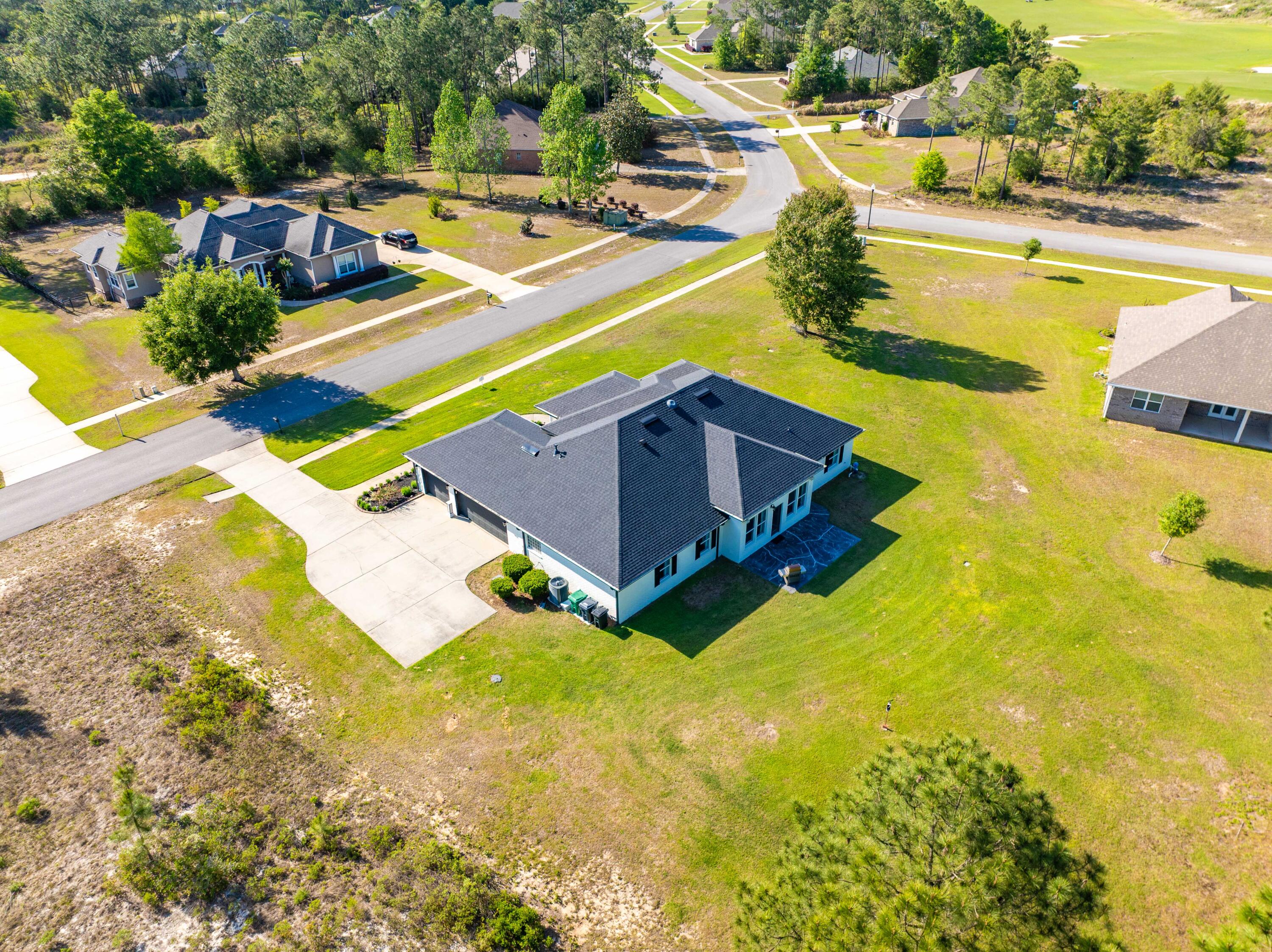 492 E Club House Drive