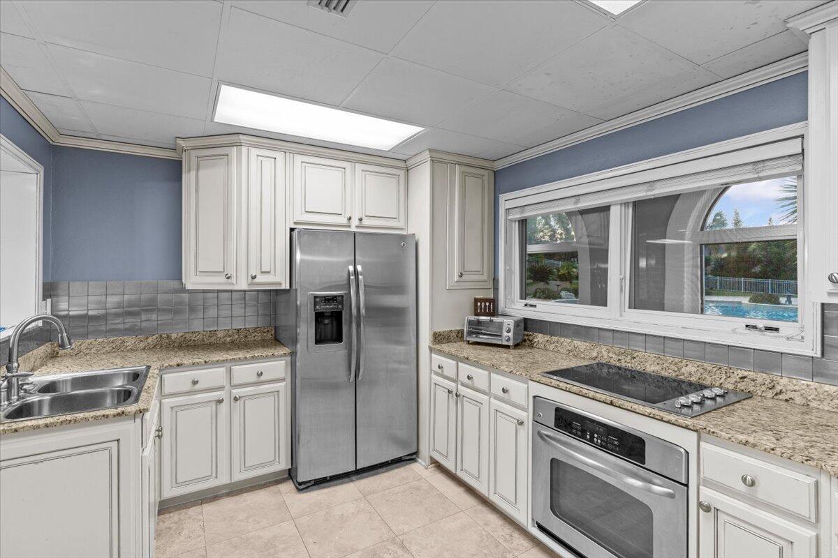 200 Asphodel Drive