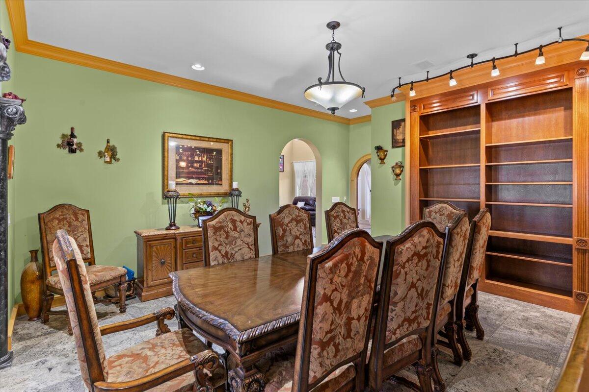 200 Asphodel Drive