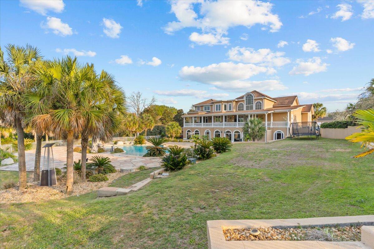 200 Asphodel Drive