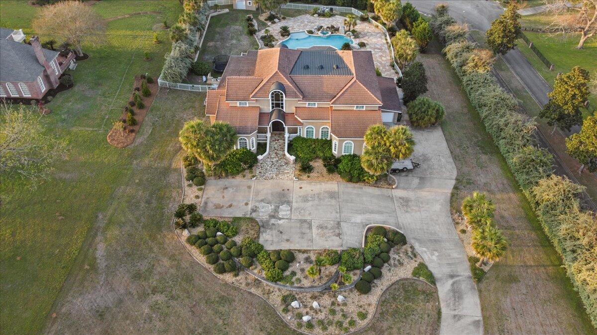 200 Asphodel Drive