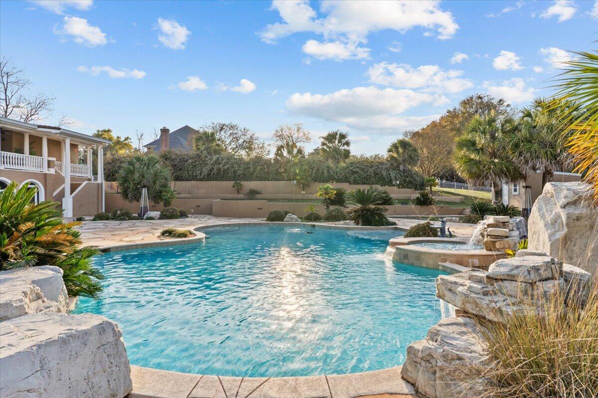 200 Asphodel Drive