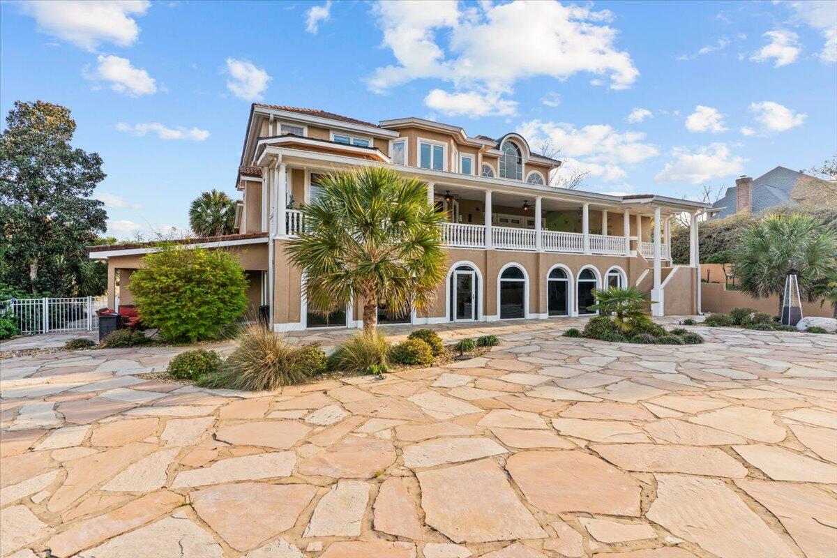 200 Asphodel Drive