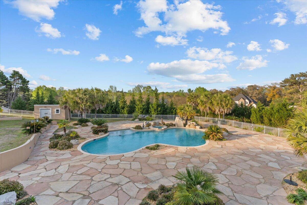 200 Asphodel Drive