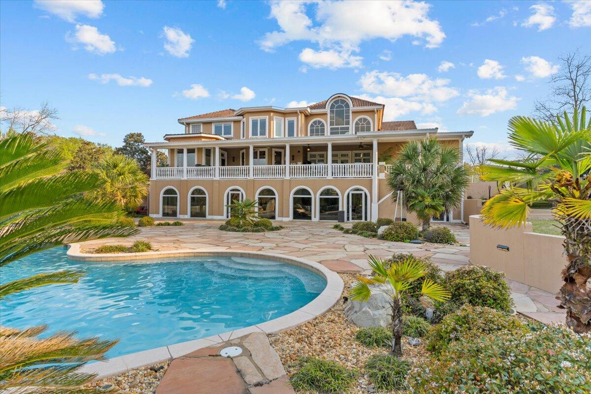 200 Asphodel Drive