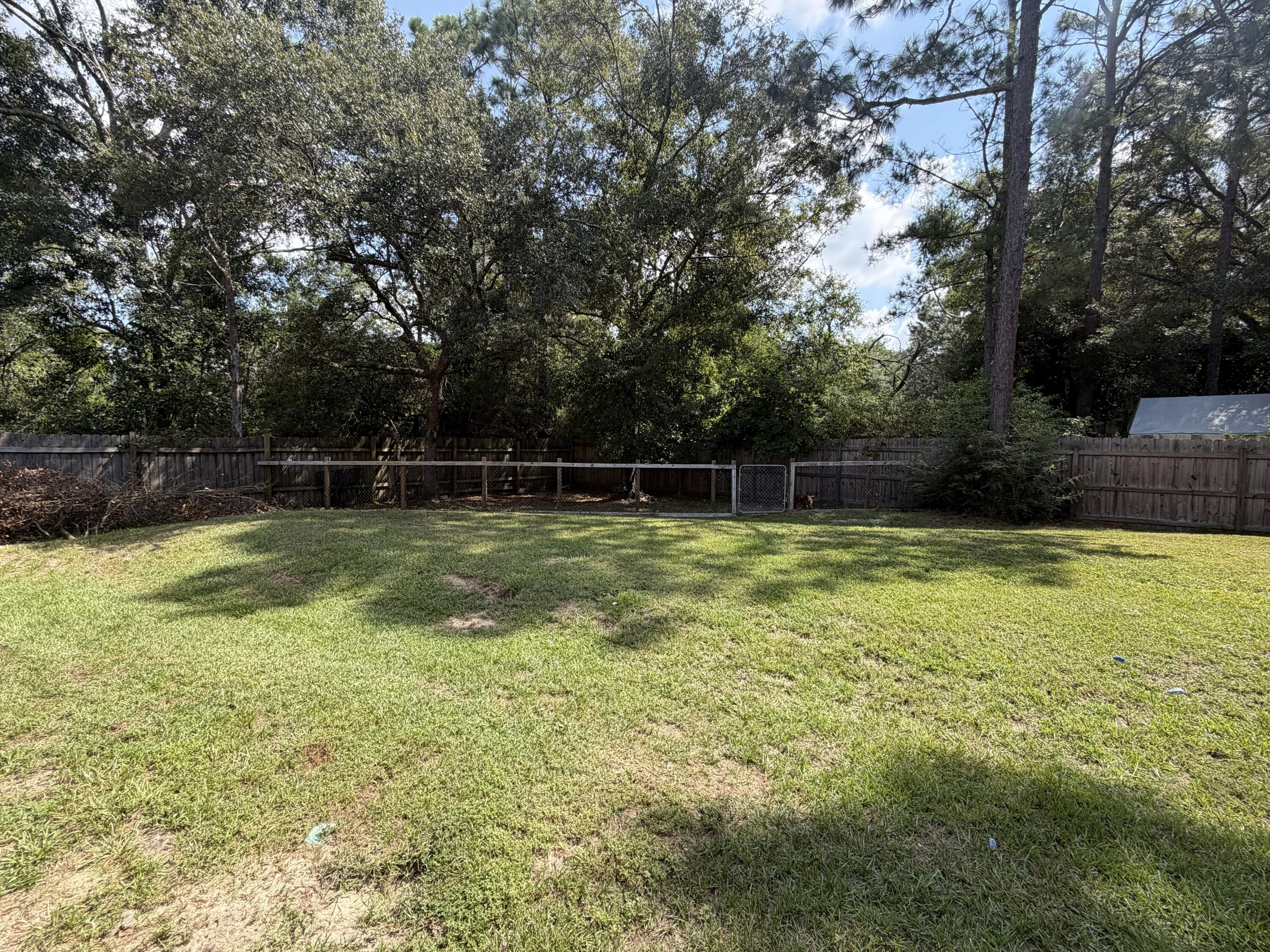 927 Black Creek Boulevard