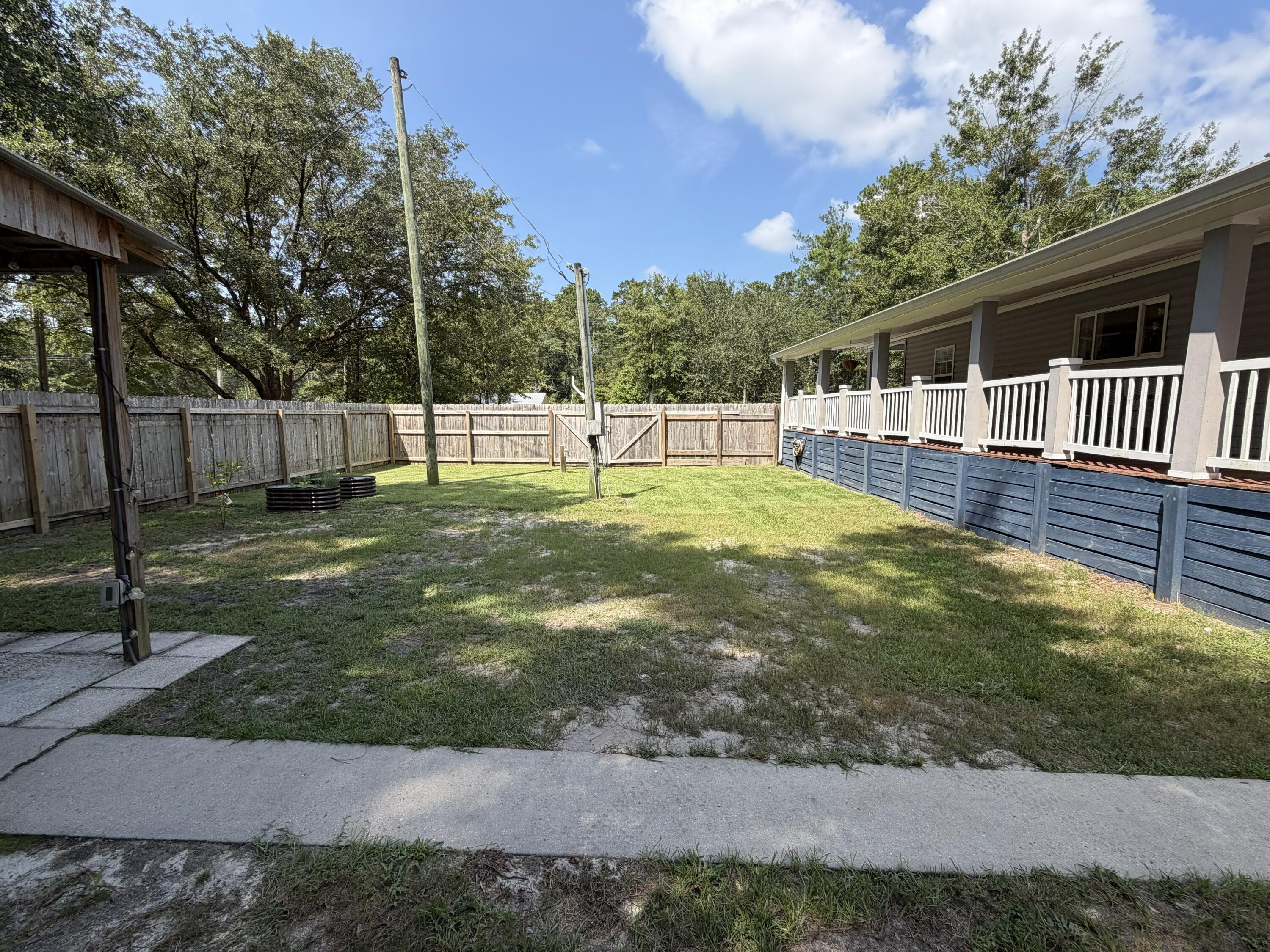 927 Black Creek Boulevard