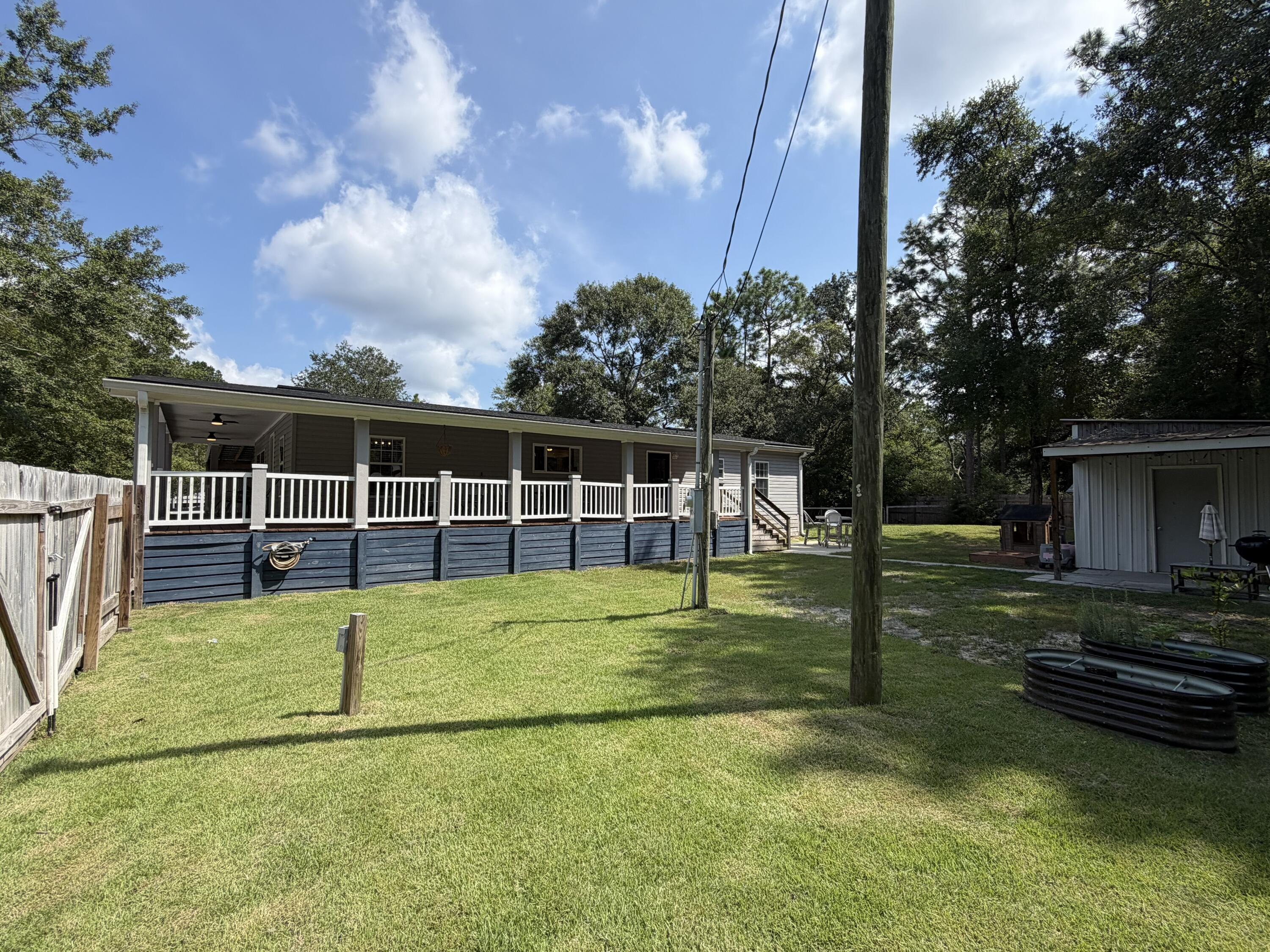 927 Black Creek Boulevard