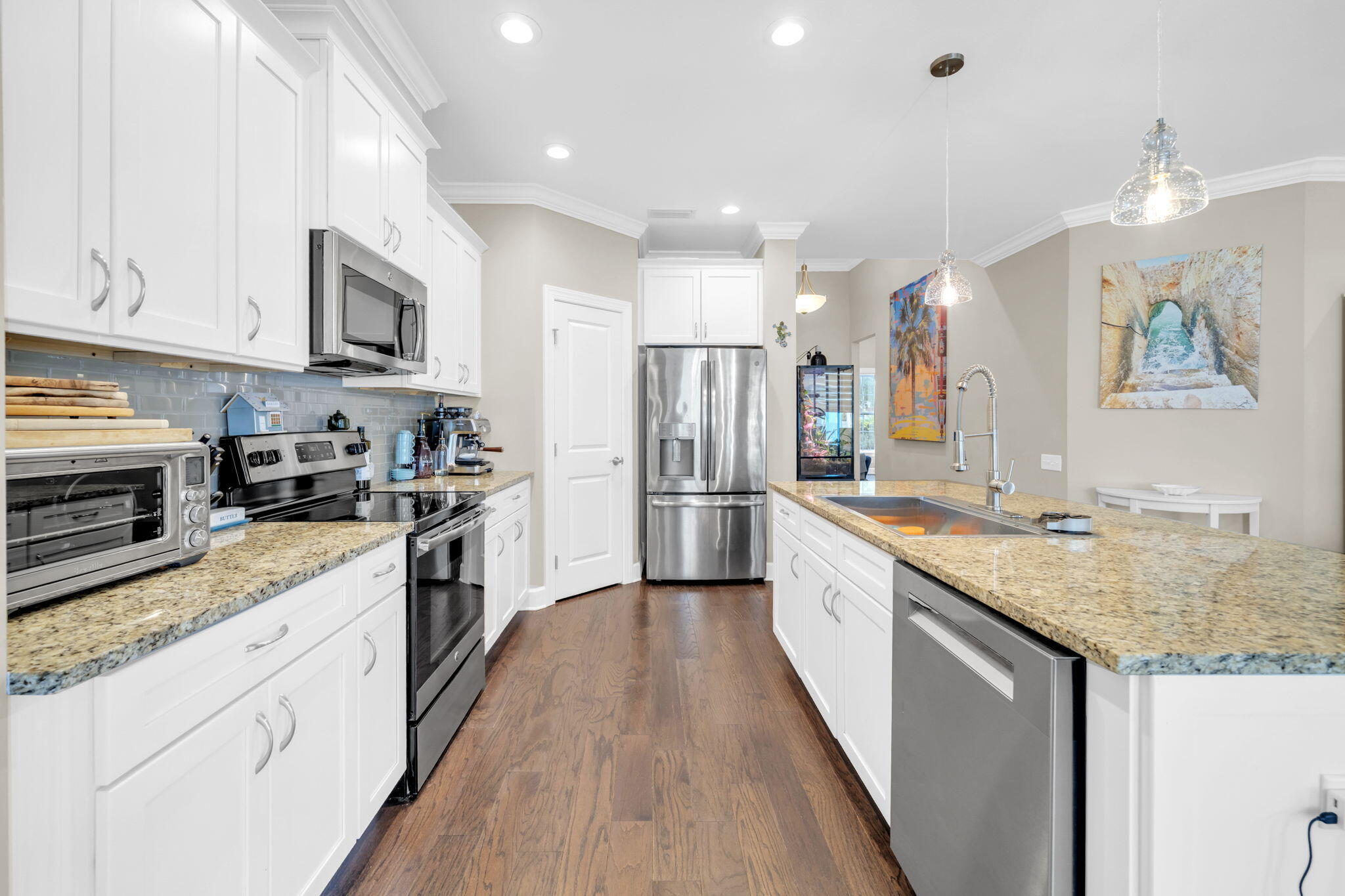 1186 Eisenhower Circle