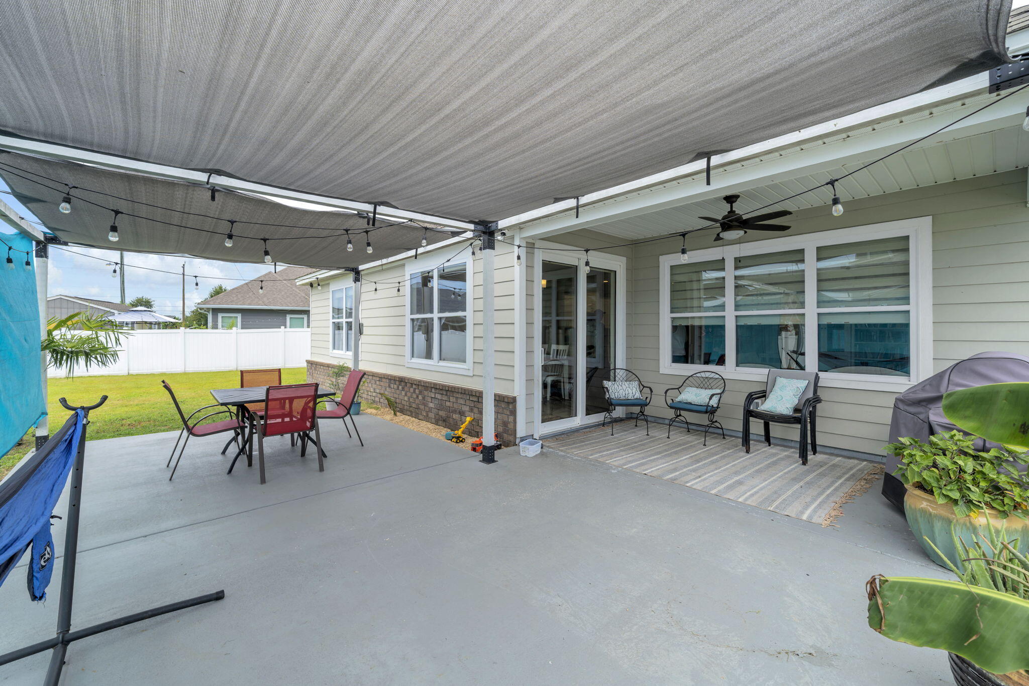 1186 Eisenhower Circle
