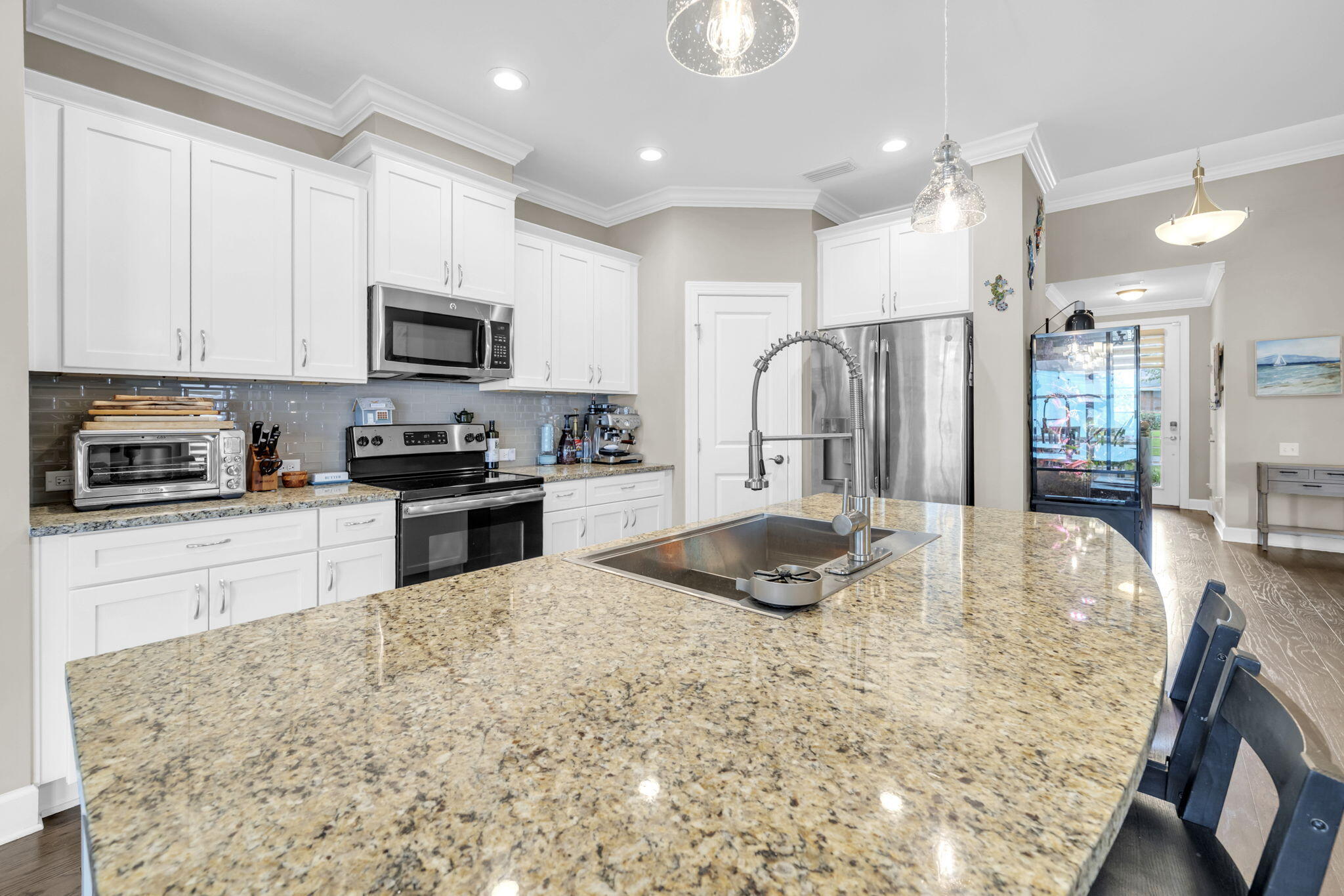 1186 Eisenhower Circle