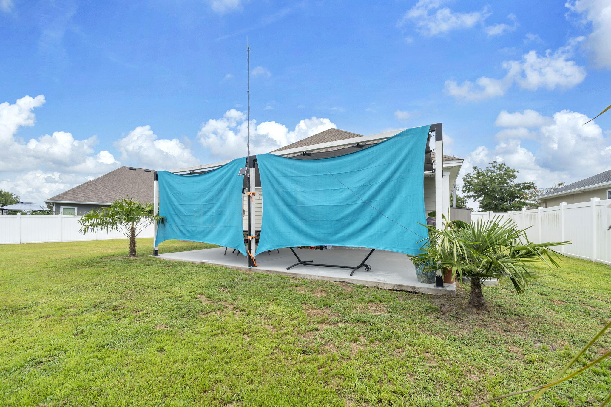 1186 Eisenhower Circle