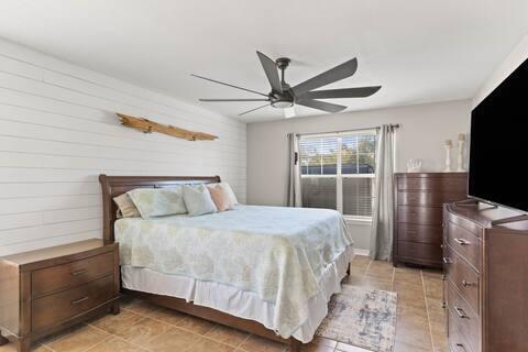 307 Sandy Cay Drive