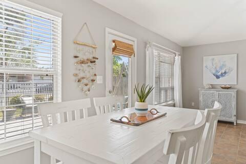 307 Sandy Cay Drive