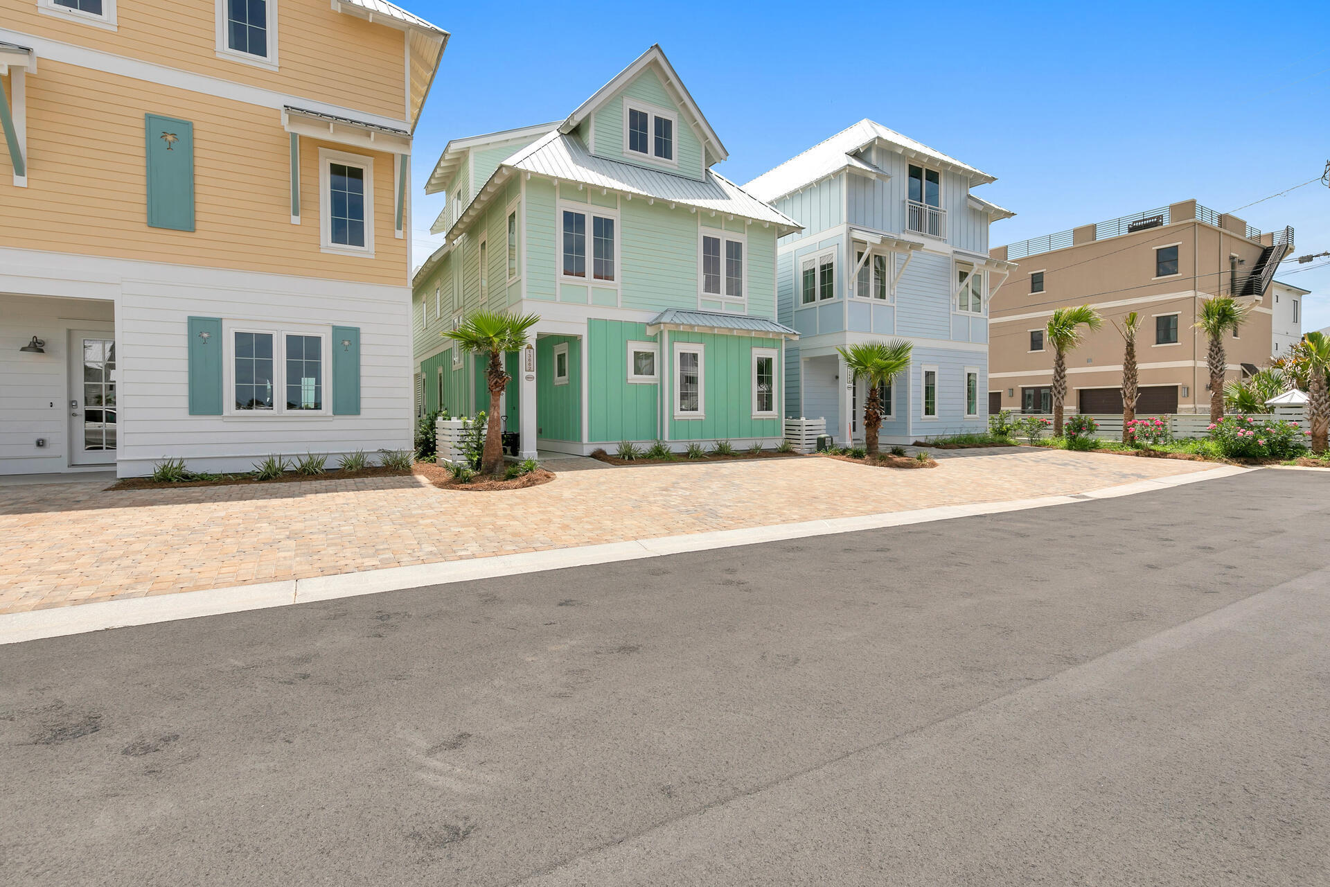 13662 Front Beach Road