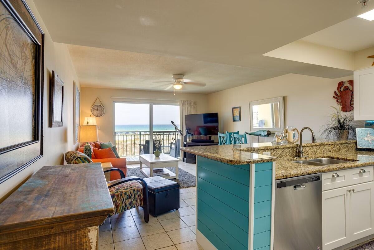866 Santa Rosa Boulevard 105