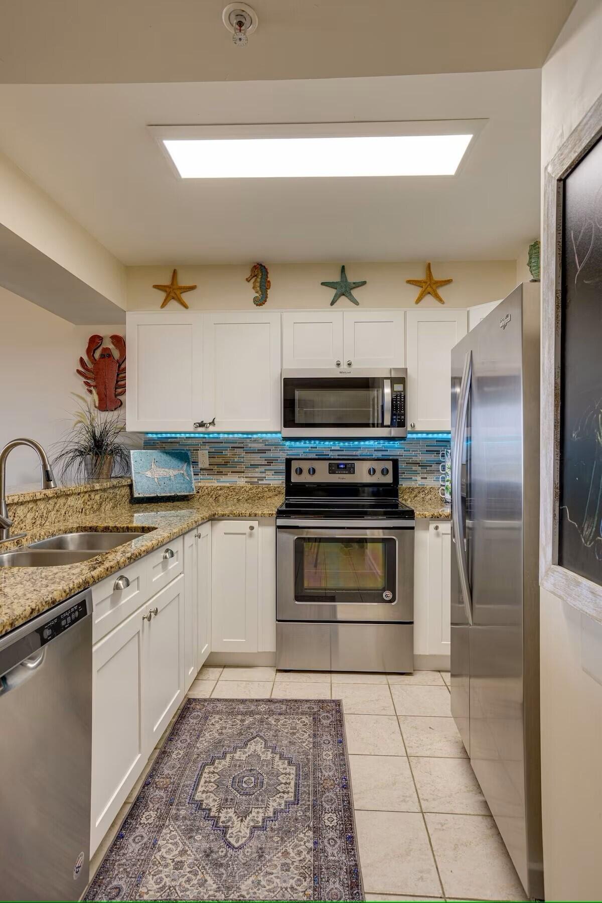 866 Santa Rosa Boulevard 105