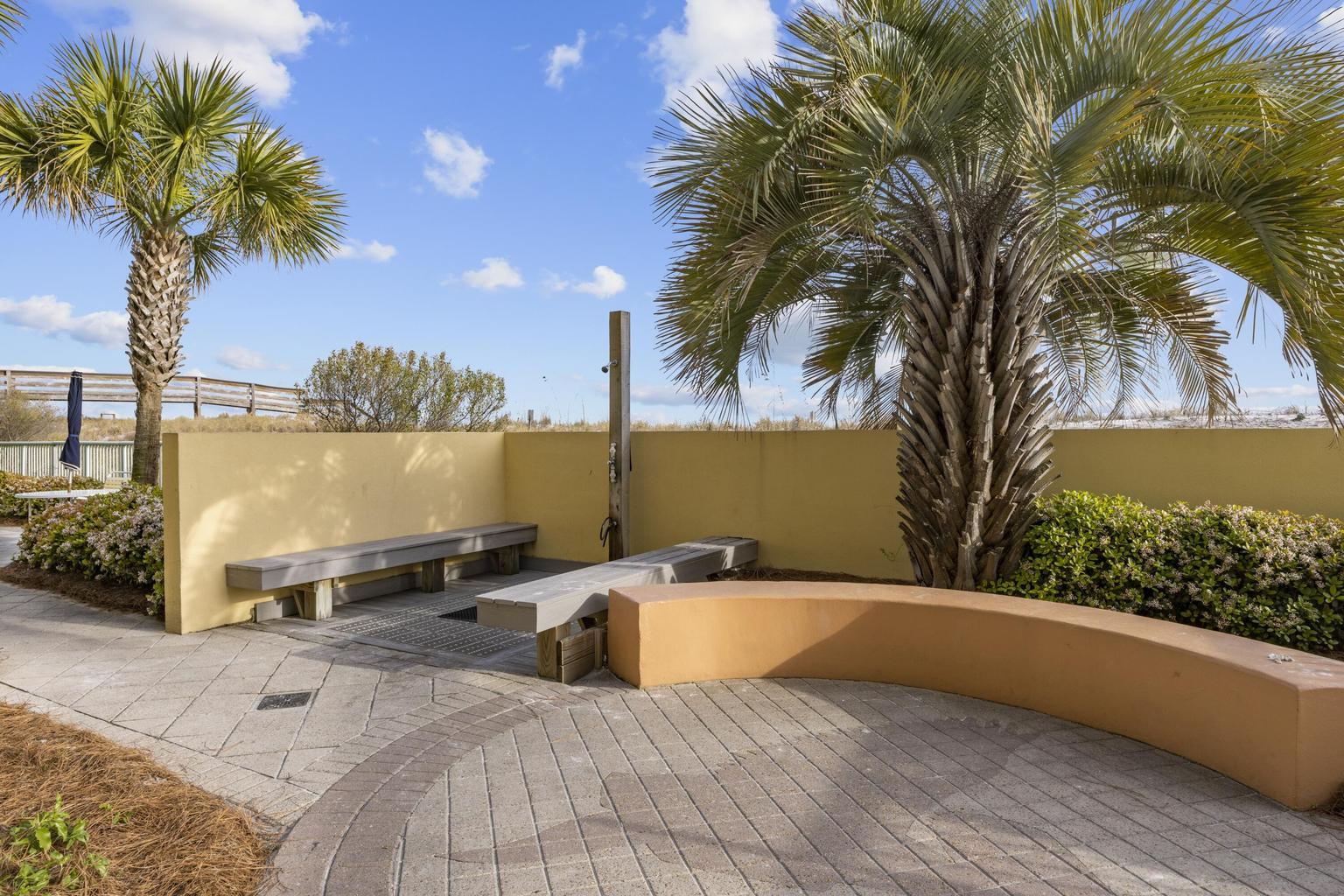 866 Santa Rosa Boulevard 105