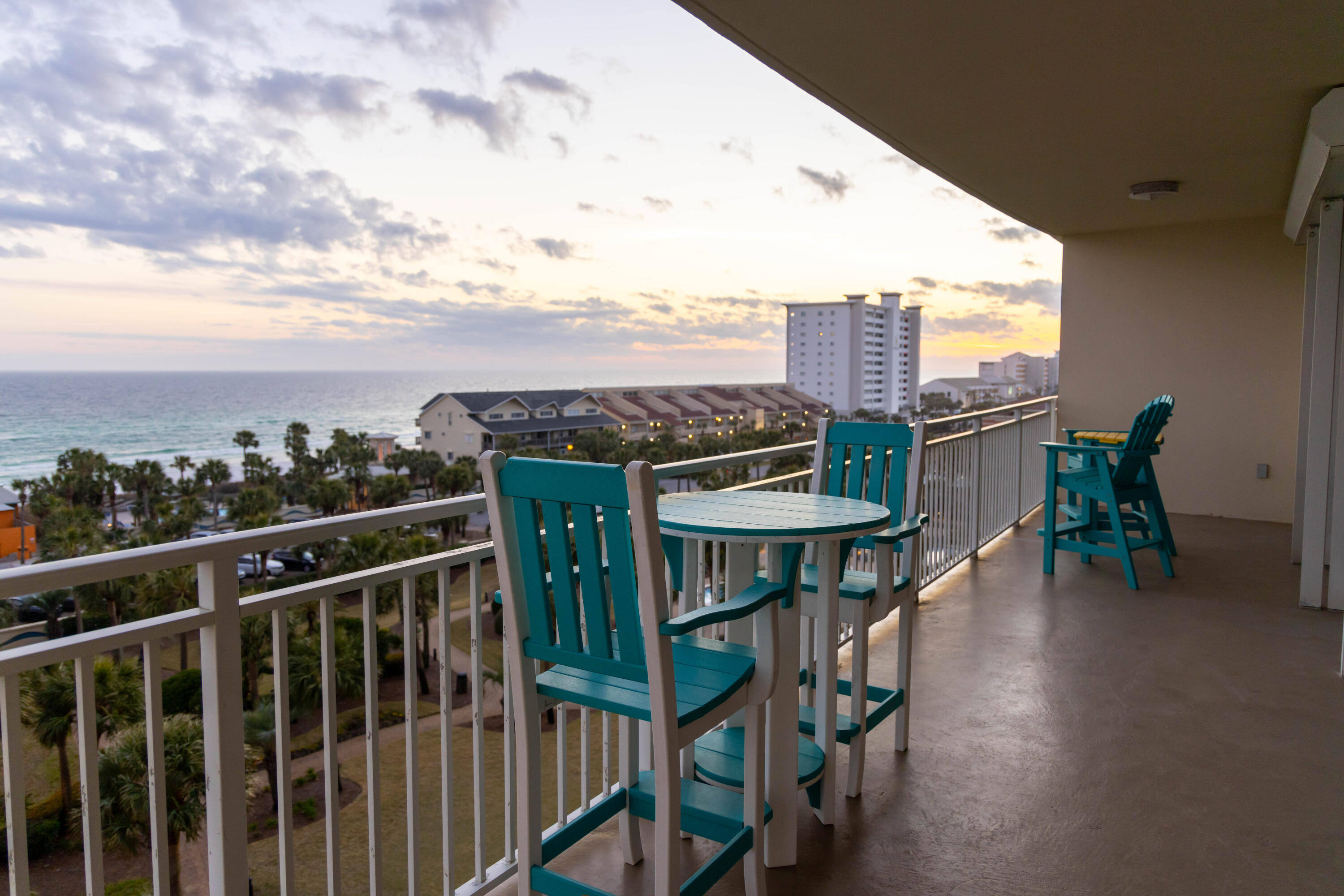 1751 Scenic Hwy 98, 604