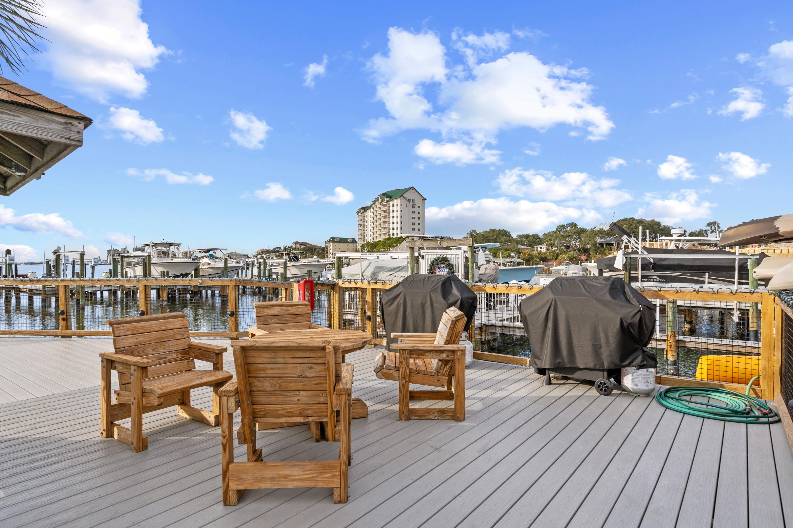 30 Moreno Point Road, UNIT 201C