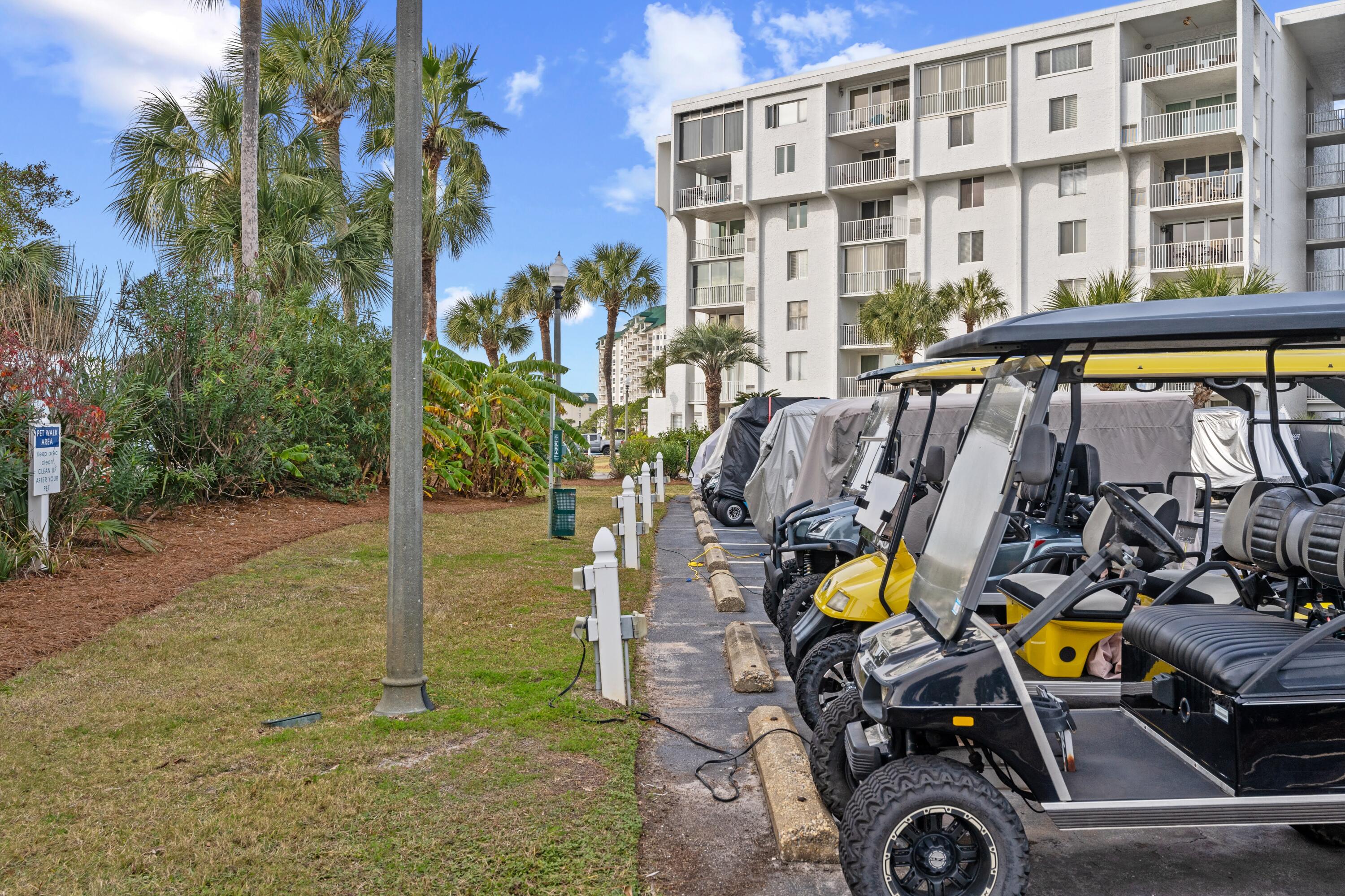 30 Moreno Point Road, UNIT 201C