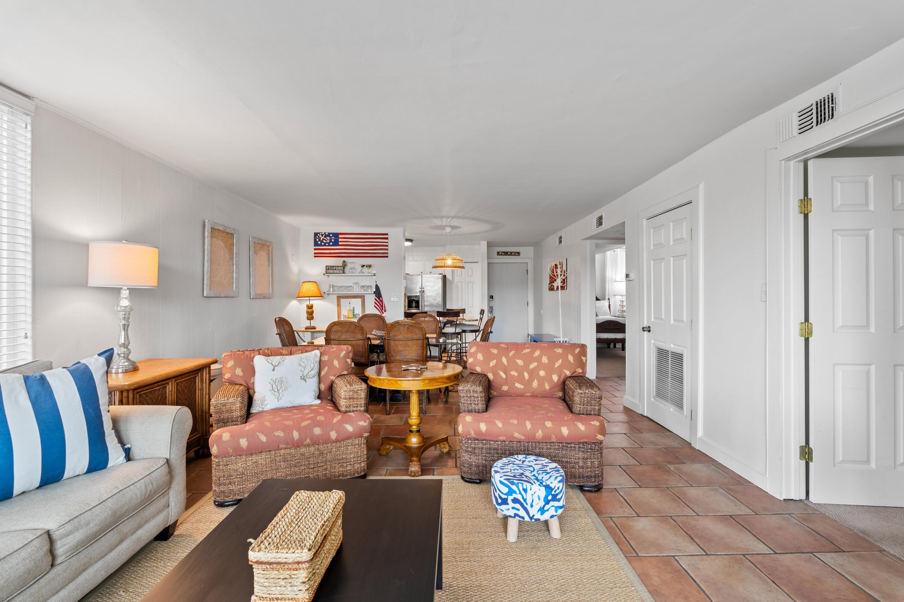 30 Moreno Point Road, UNIT 201C