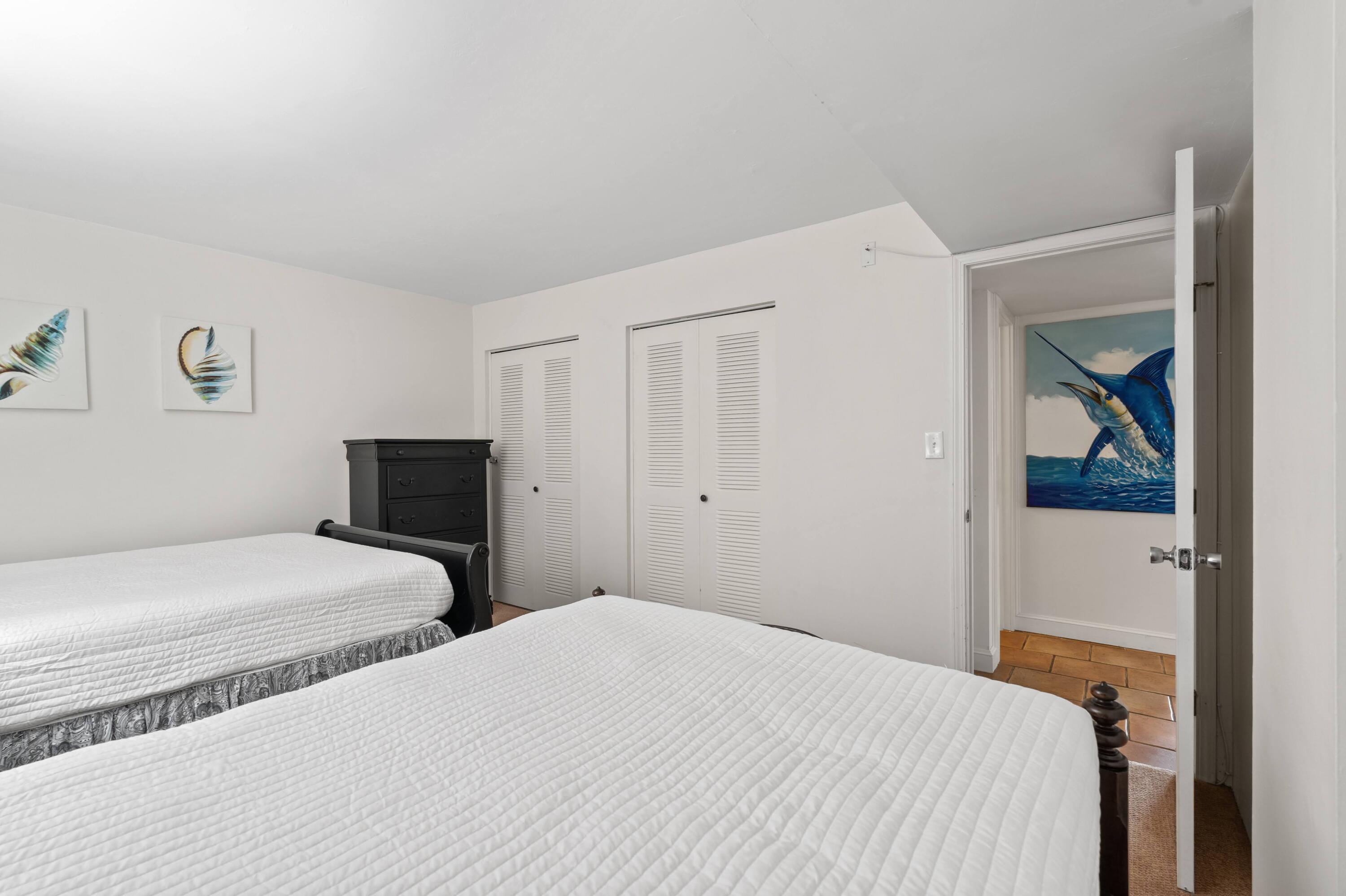 30 Moreno Point Road, UNIT 201C