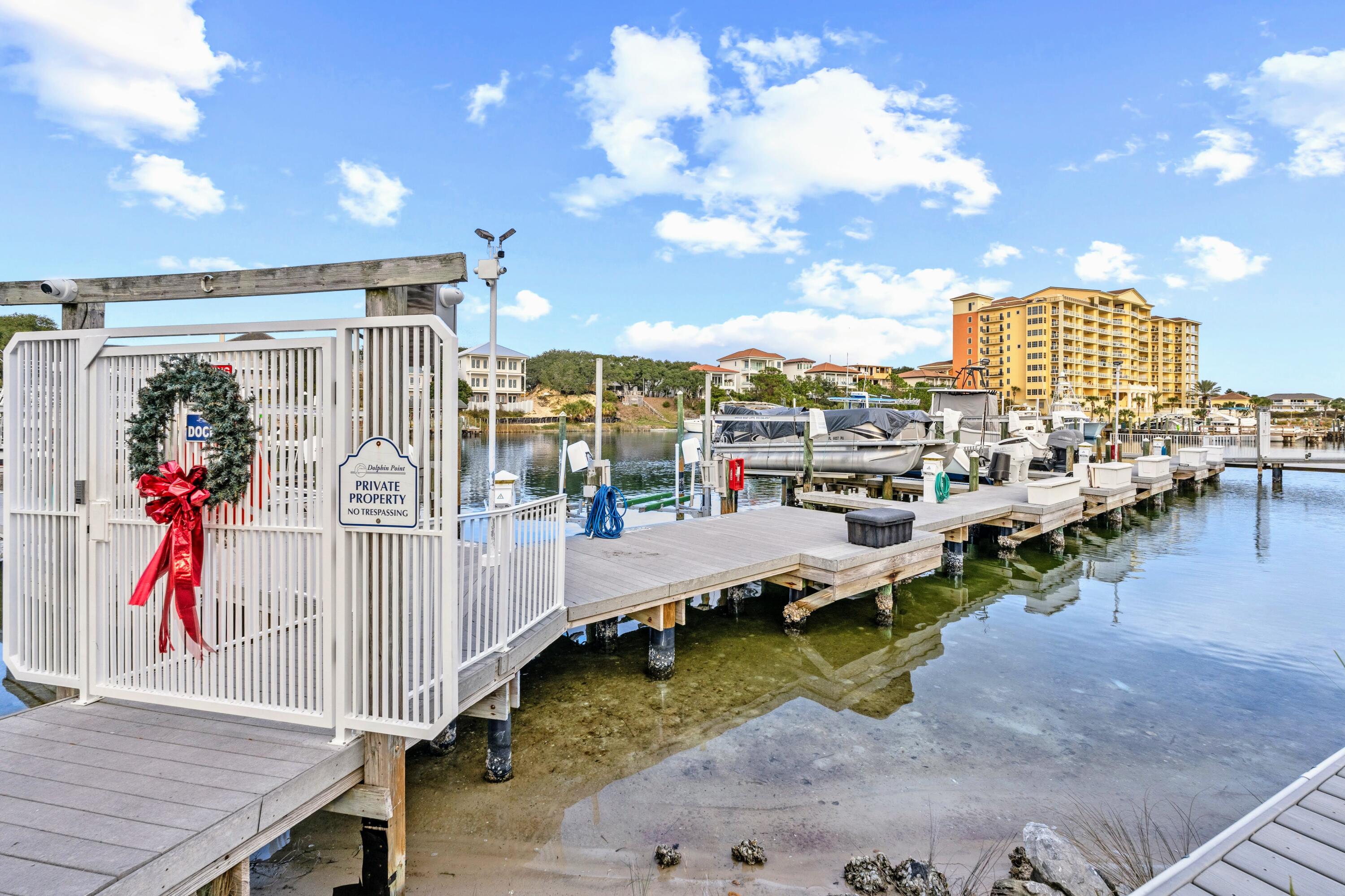 30 Moreno Point Road, UNIT 201C