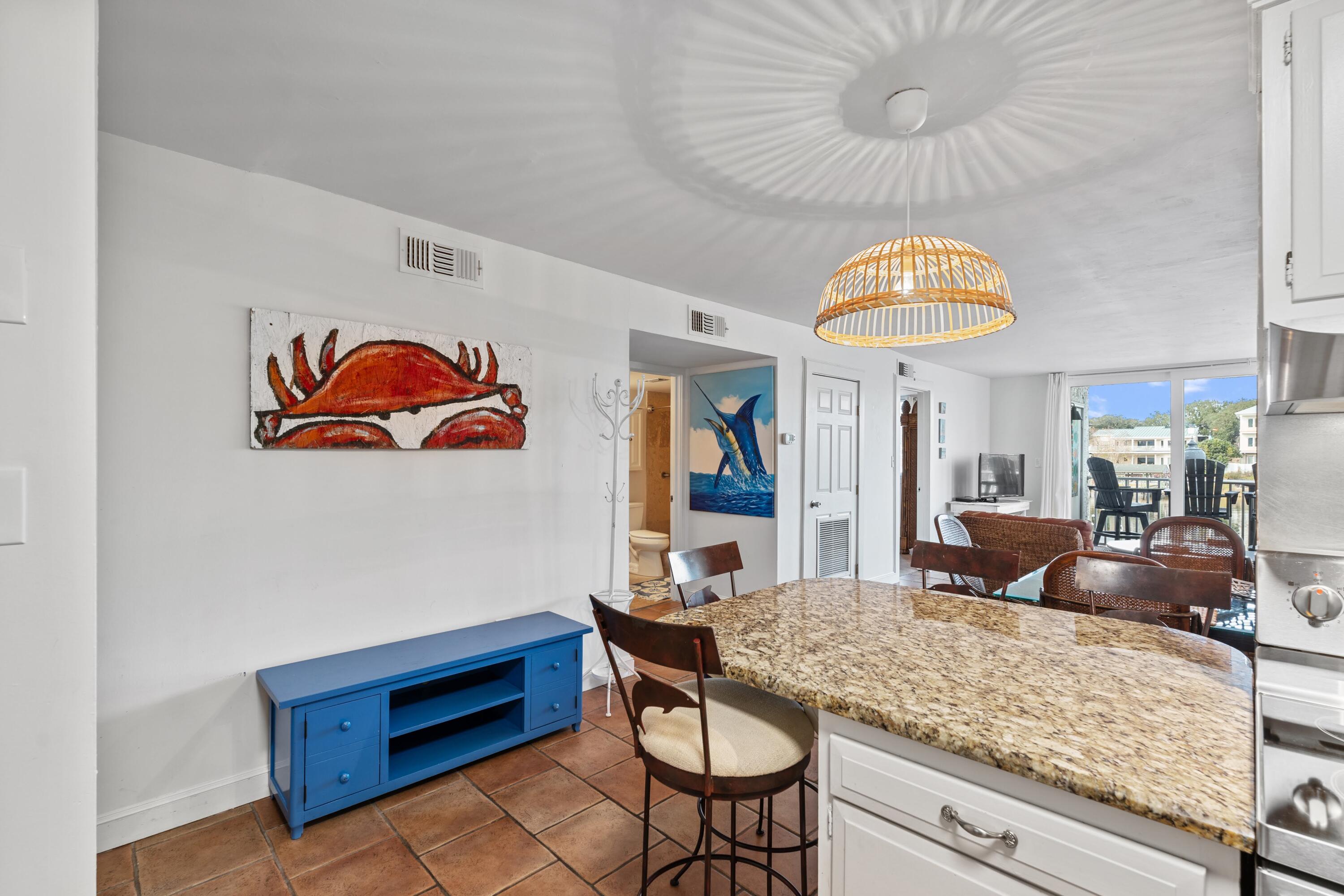 30 Moreno Point Road, UNIT 201C