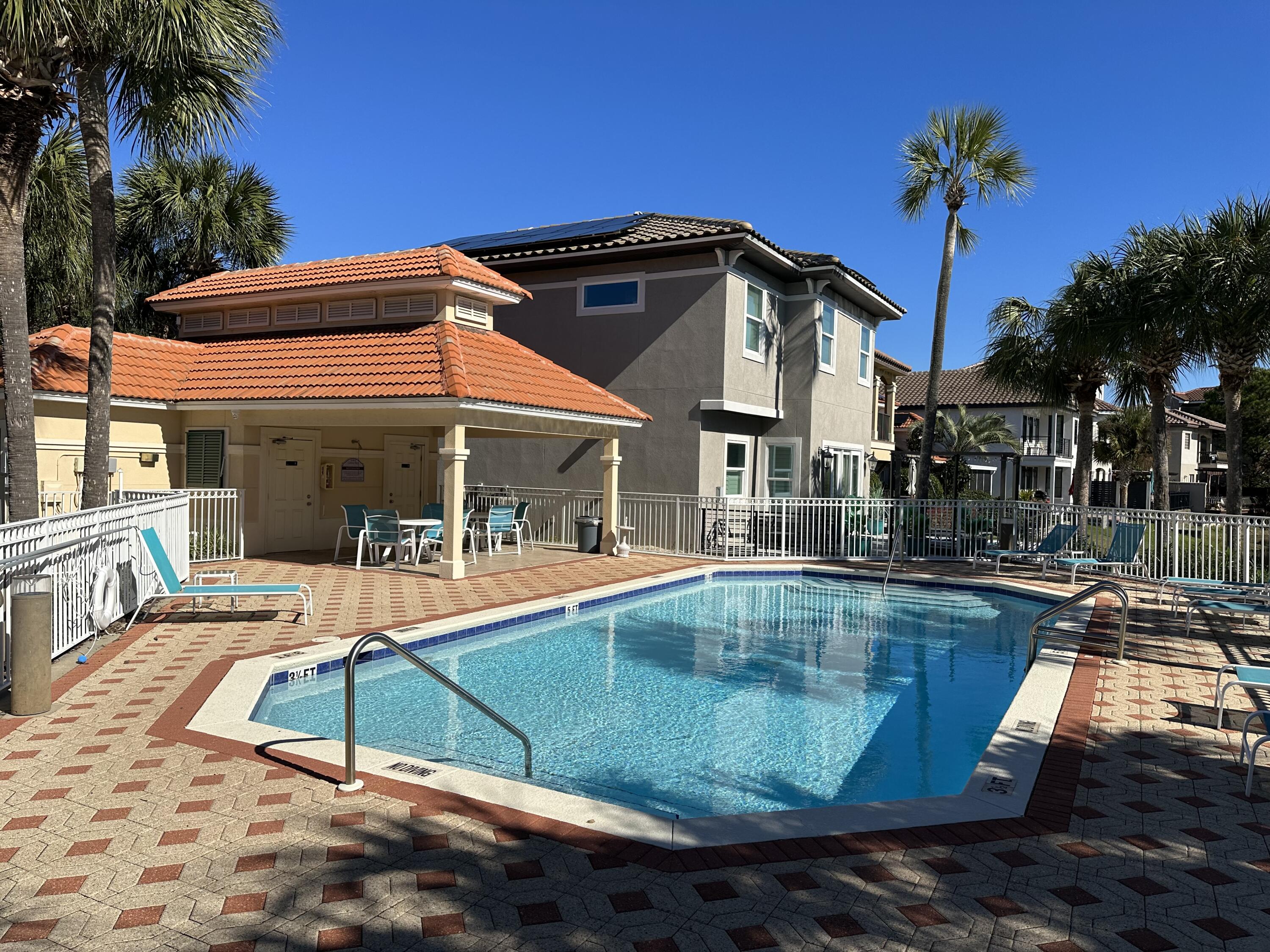242 Calusa Boulevard