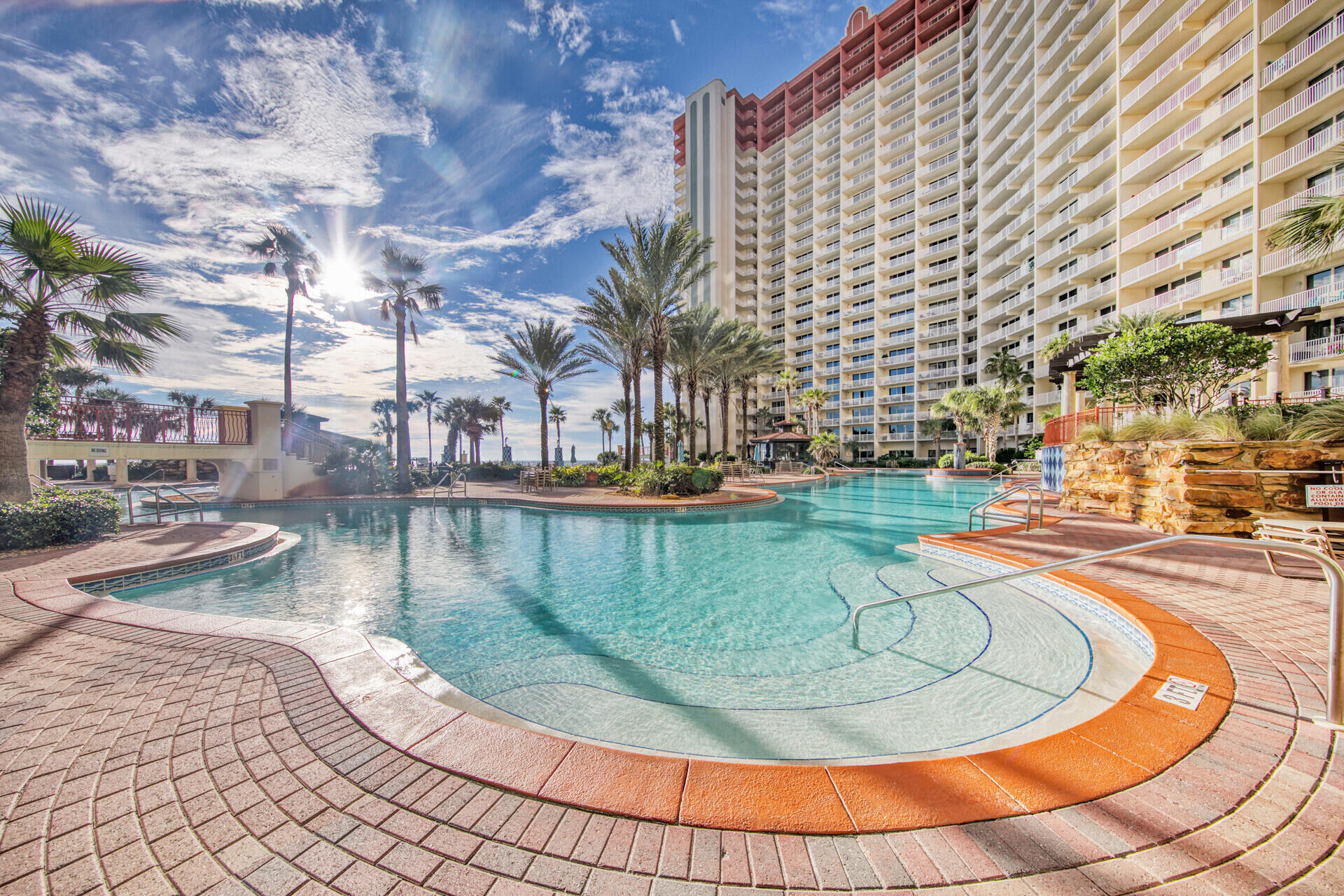 9900 S Thomas Drive, UNIT 1524