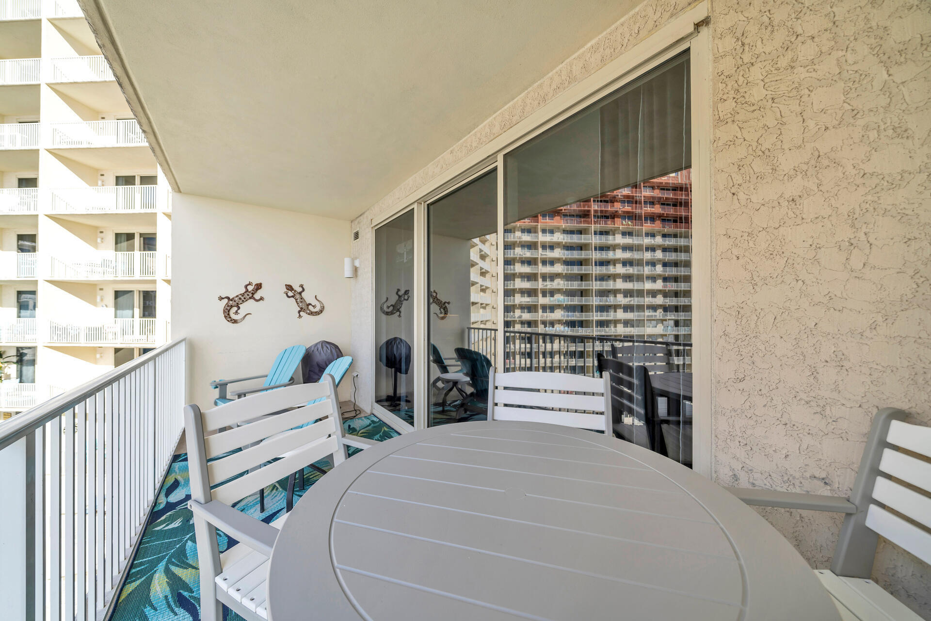 9900 S Thomas Drive, UNIT 1524