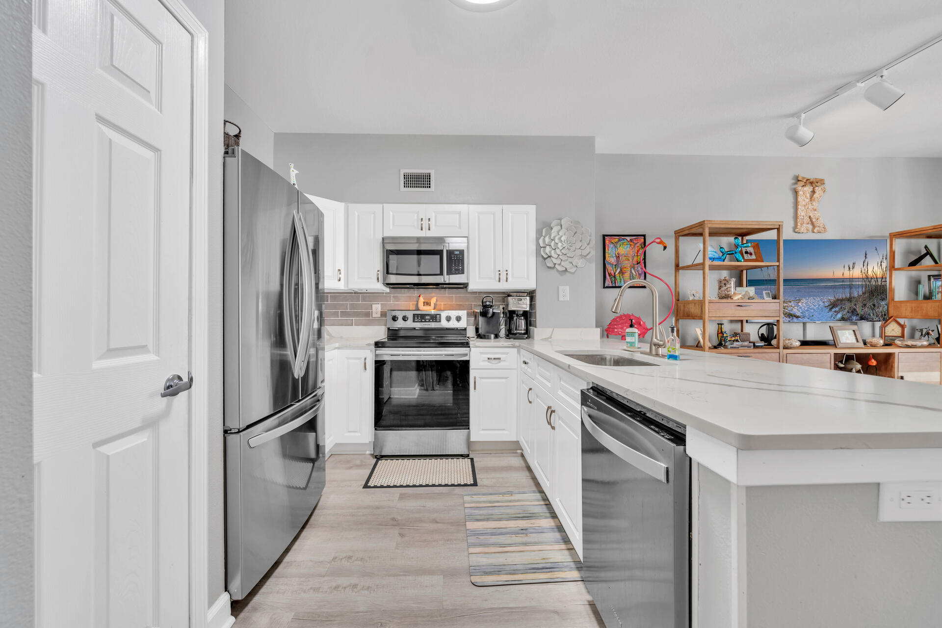 9900 S Thomas Drive, UNIT 1524