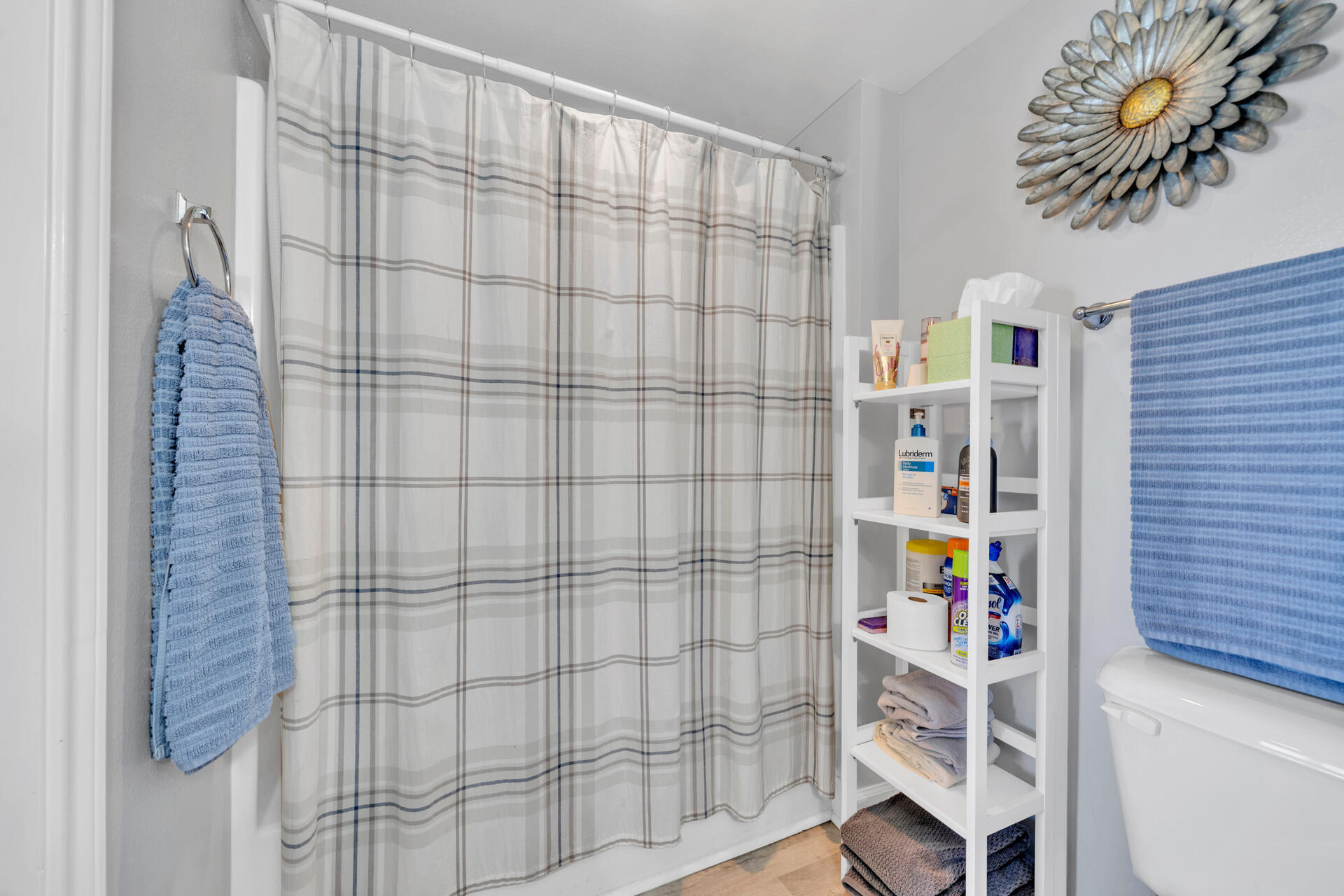 9900 S Thomas Drive, UNIT 1524
