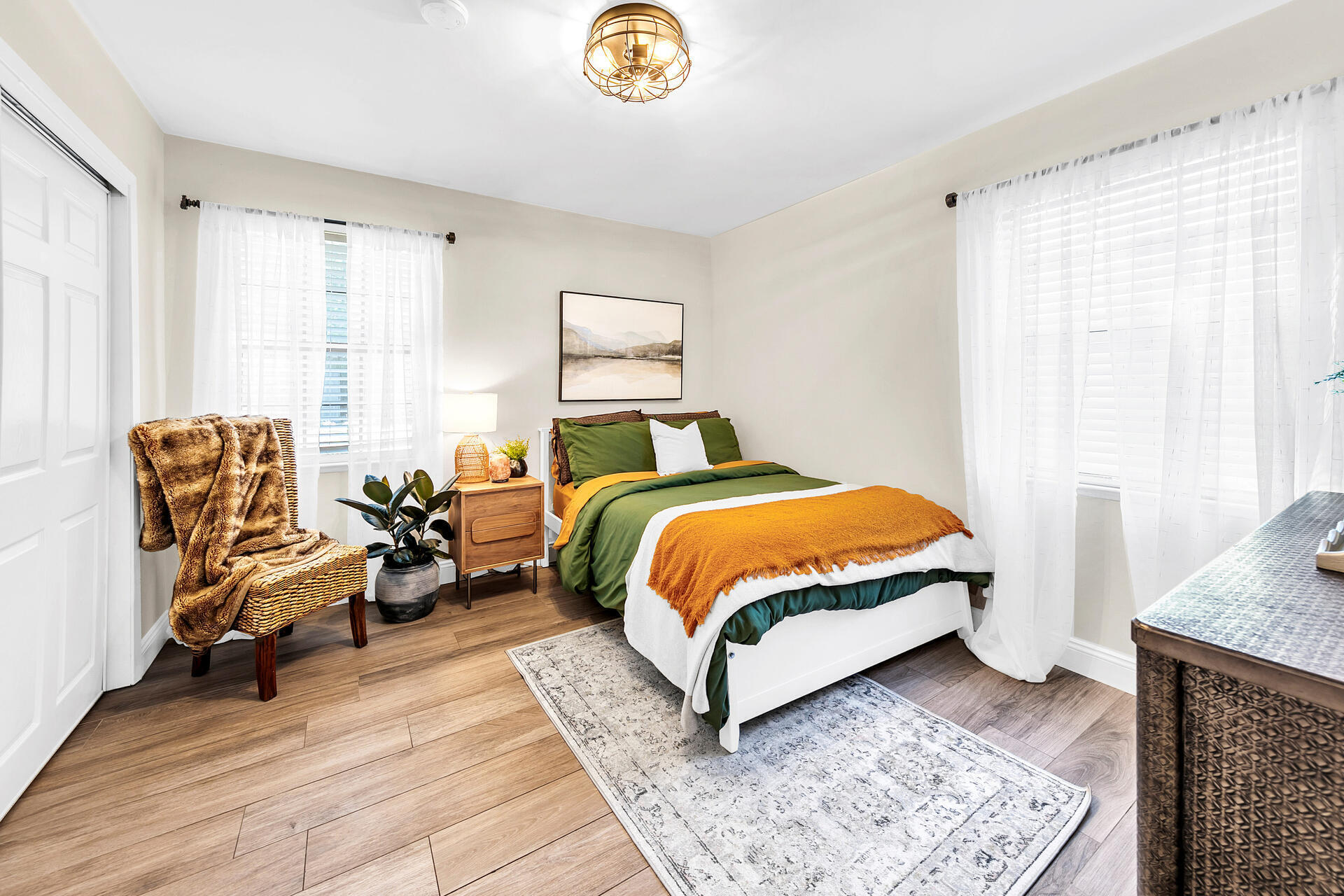 608 Main Street