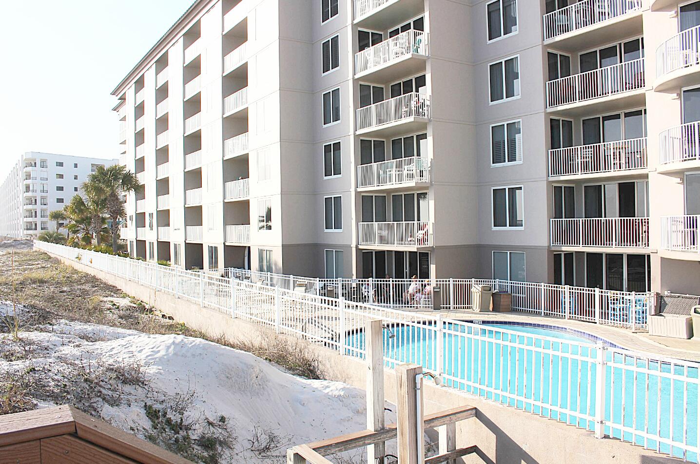 520 Santa Rosa Boulevard, 114