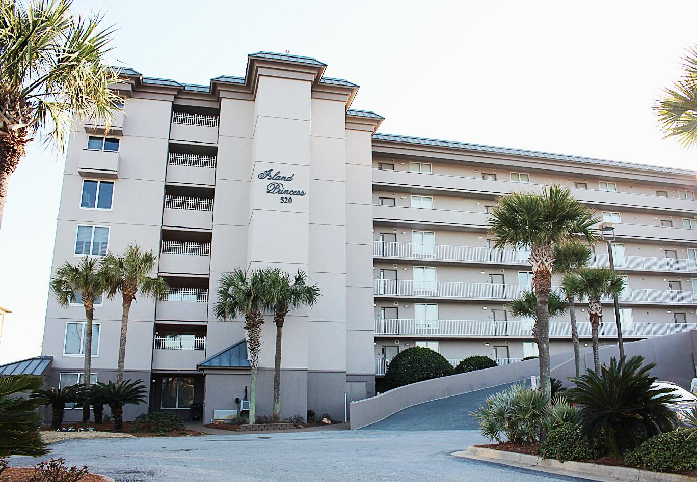 520 Santa Rosa Boulevard, 114