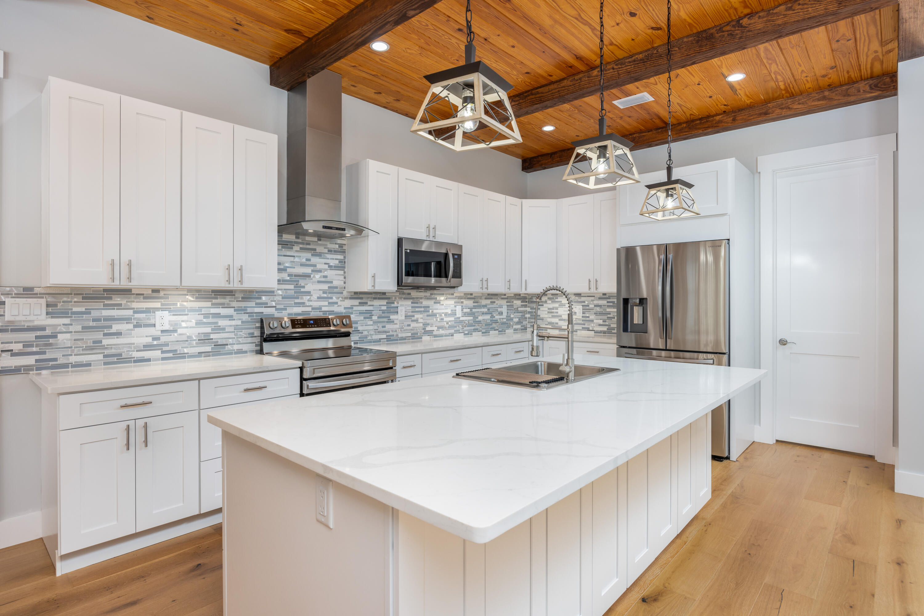 1218 Don Bishop Road
