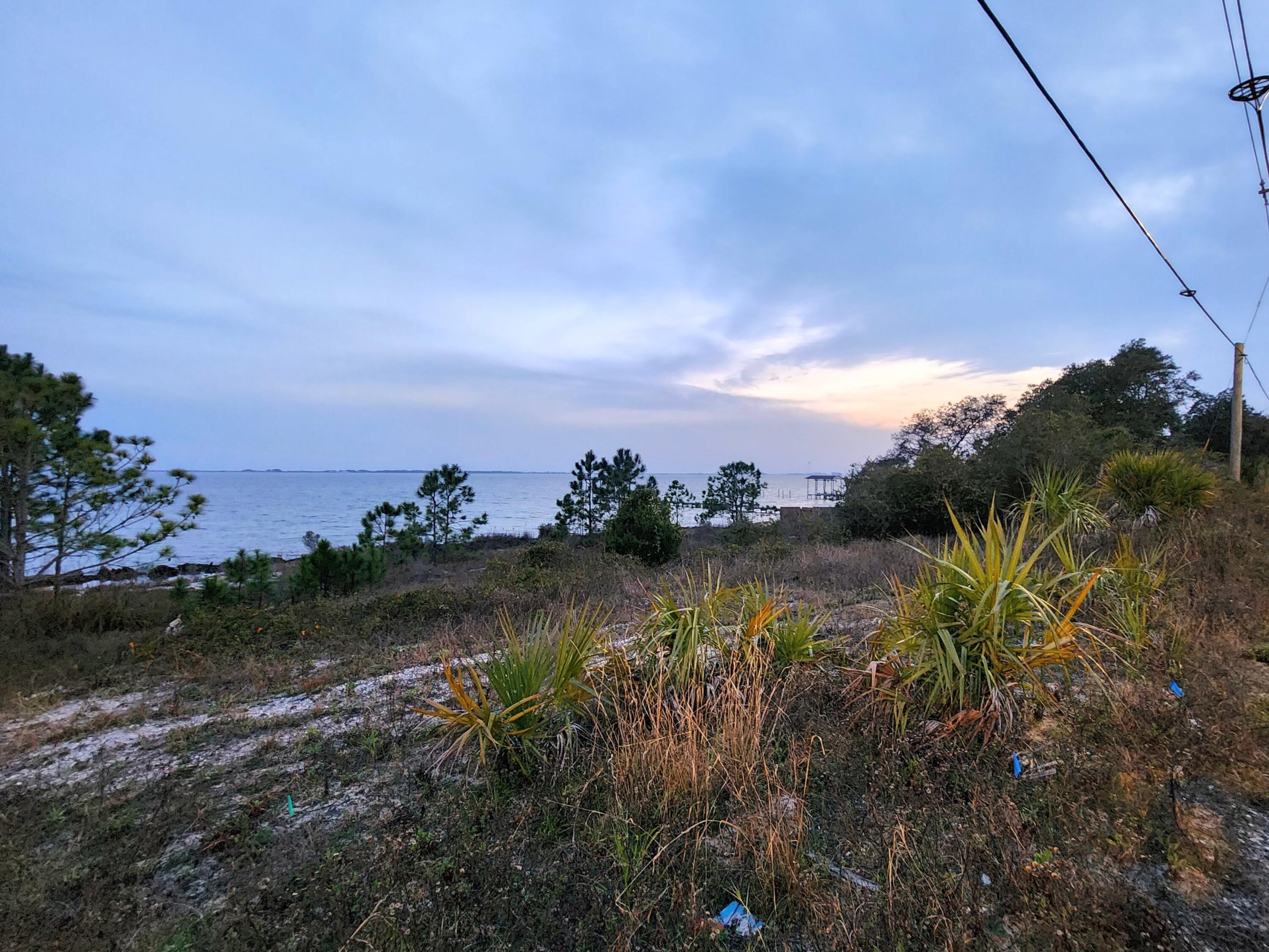 2833 W Highway 98