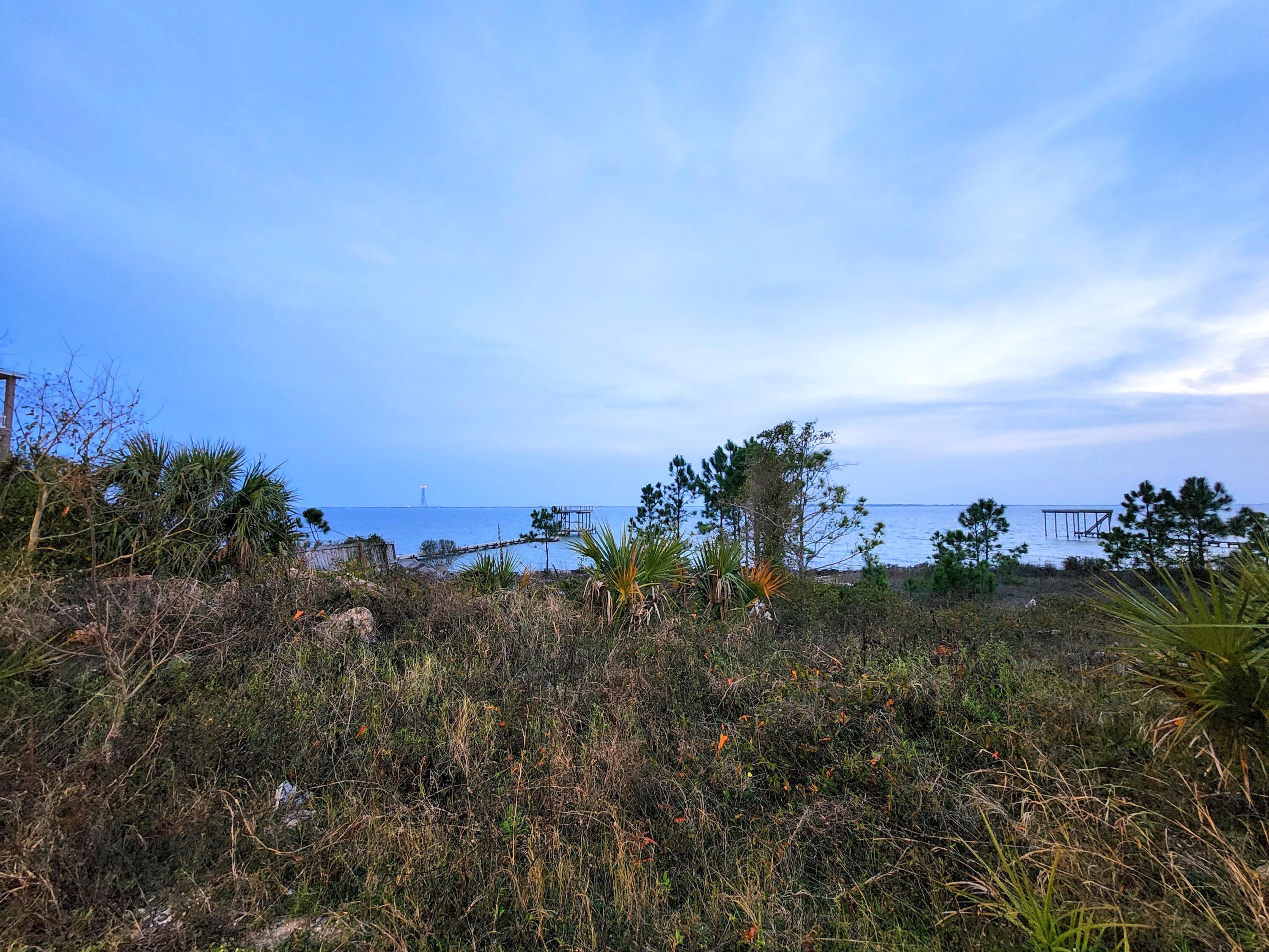 2833 W Highway 98