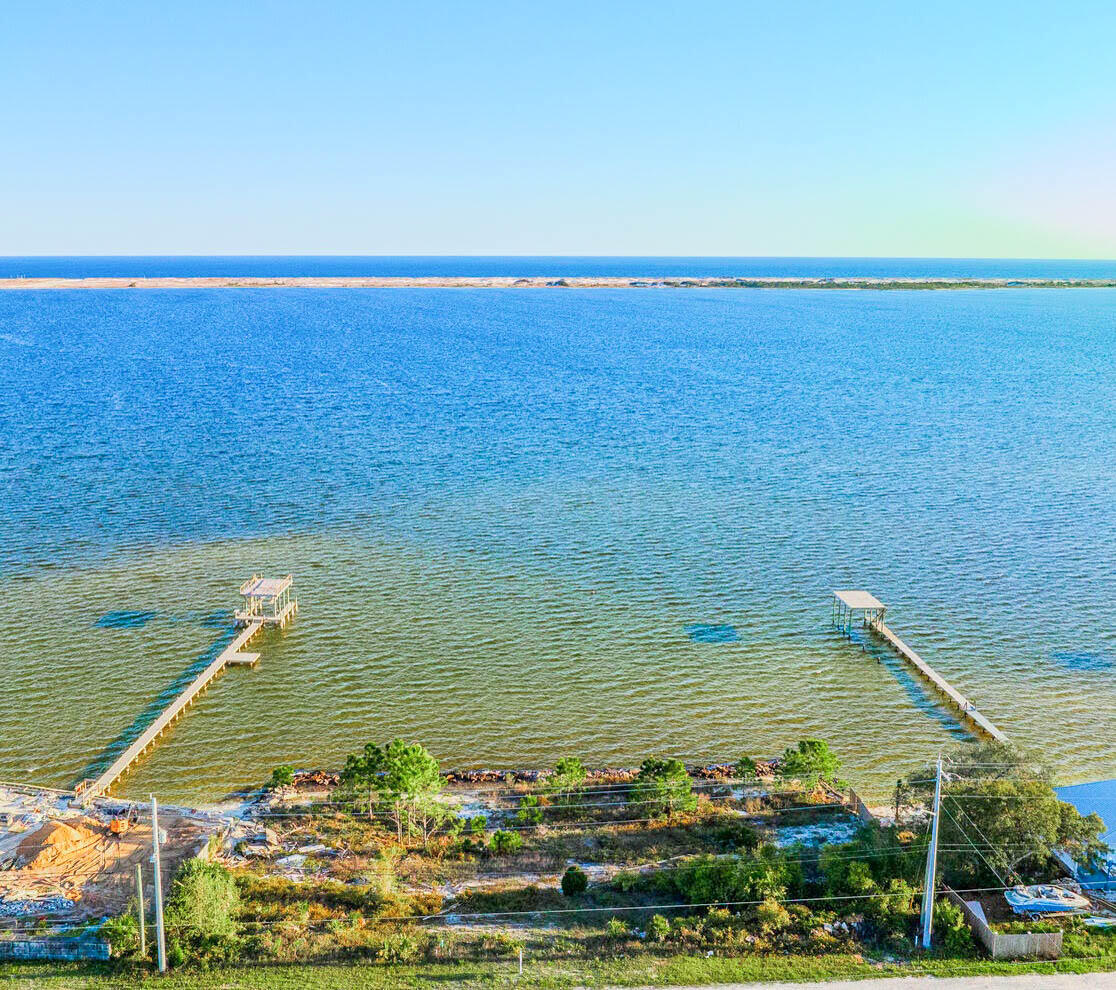 2833 W Highway 98