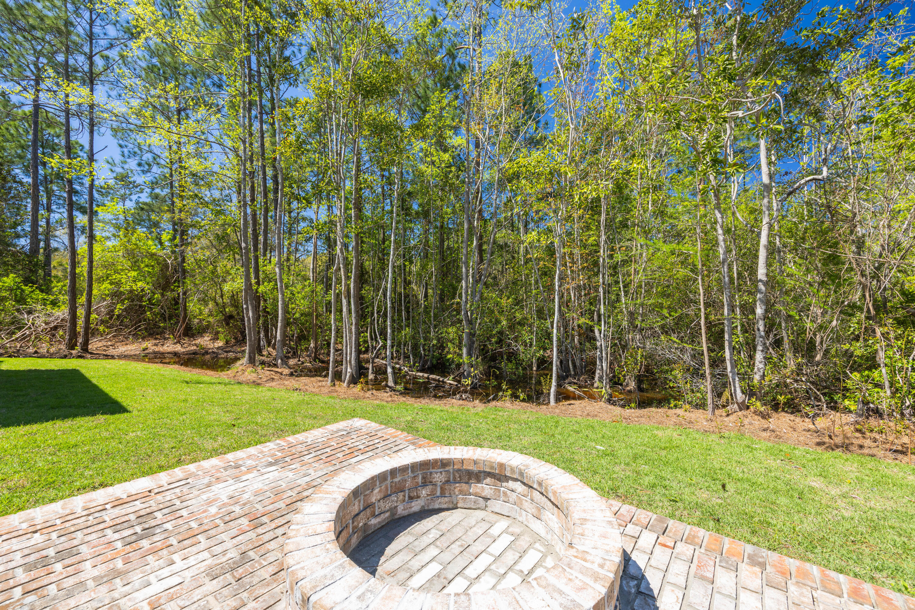 287 Peachtree Circle