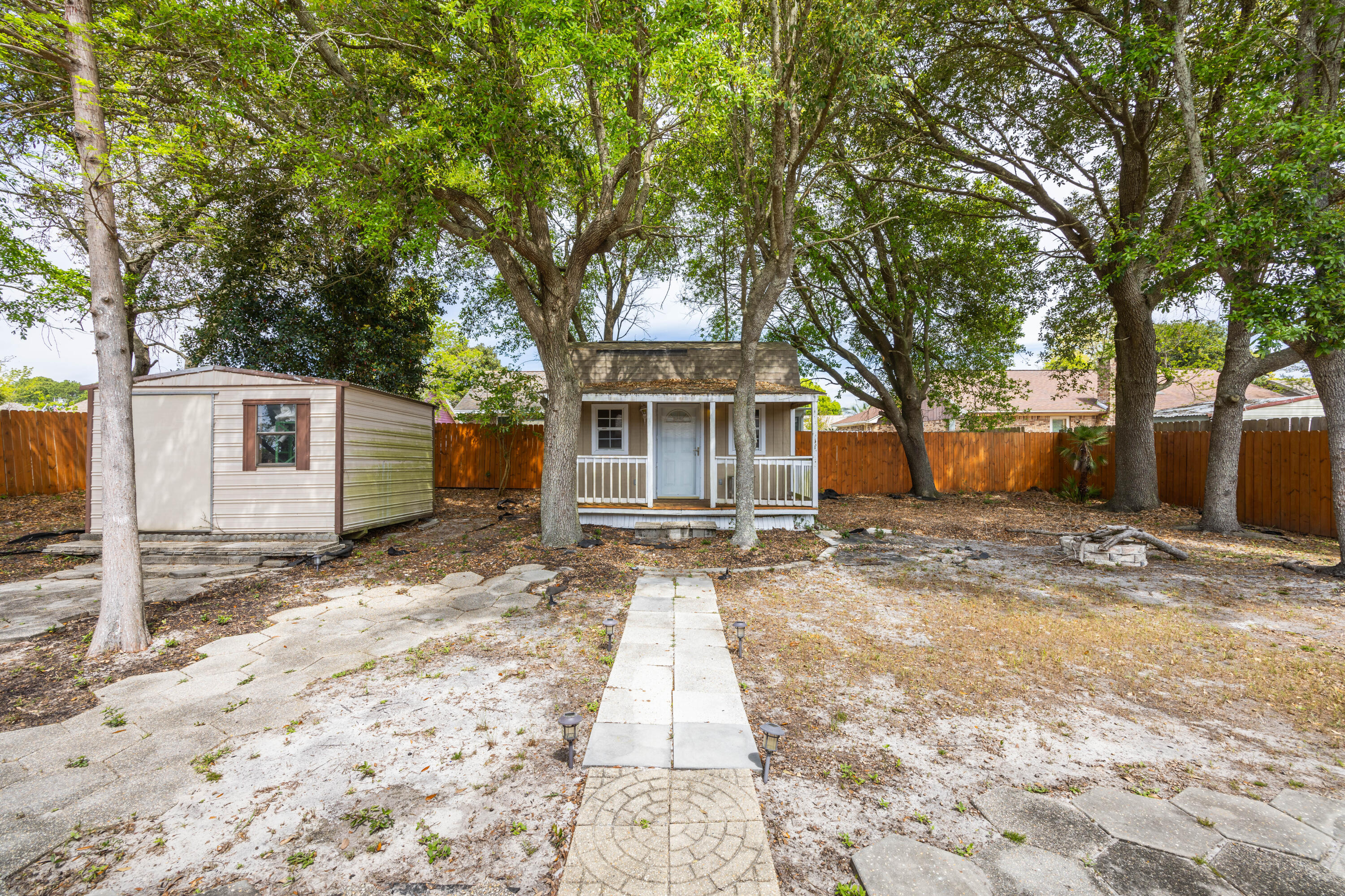 845 Blvd De L Orleans