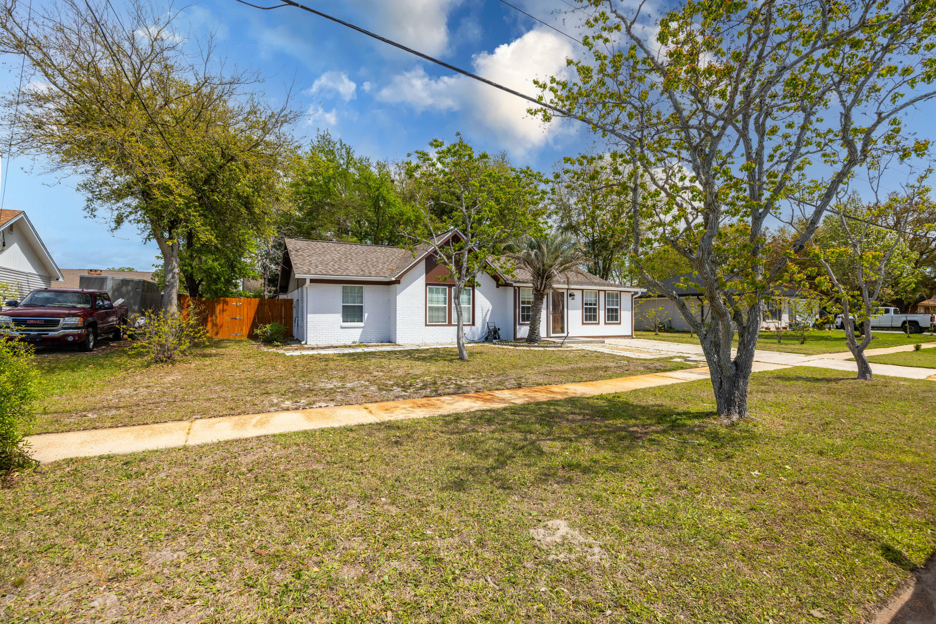 845 Blvd De L Orleans