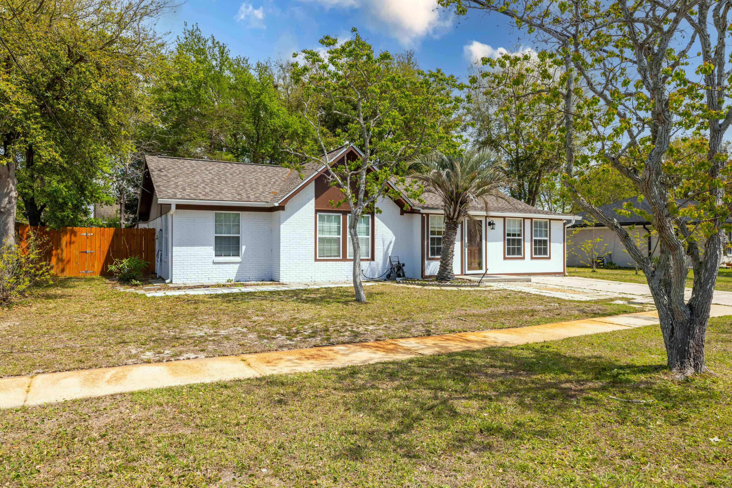 845 Blvd De L Orleans