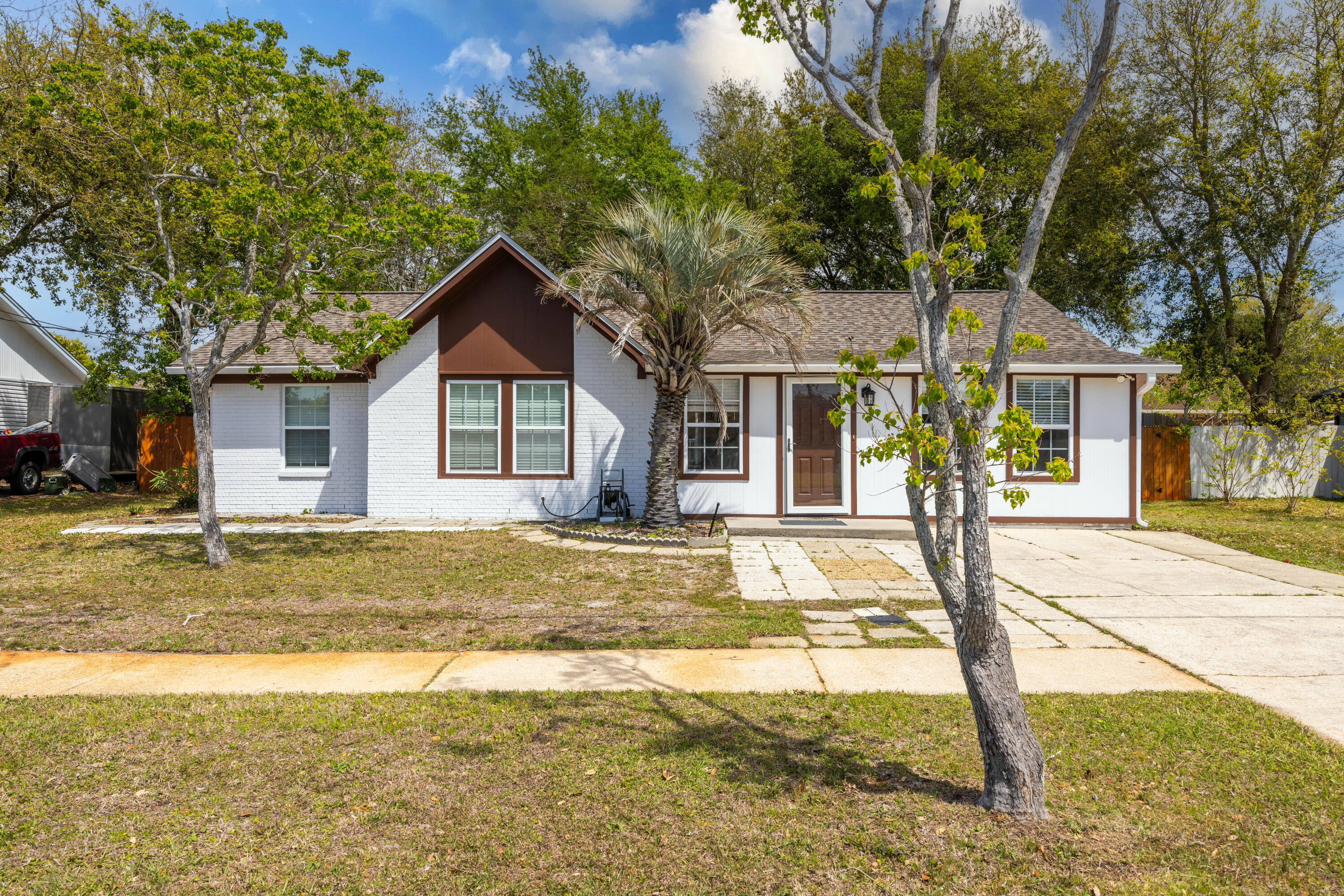 845 Blvd De L Orleans
