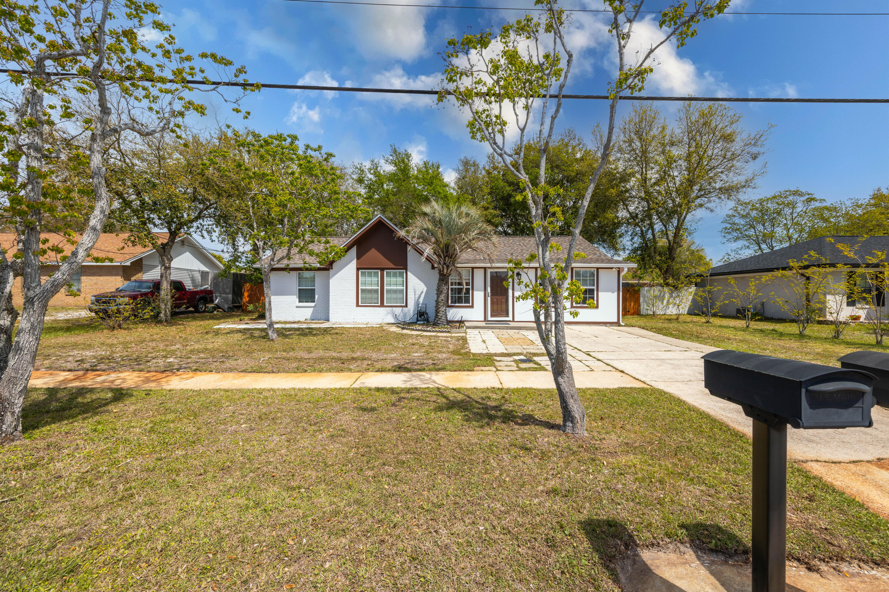 845 Blvd De L Orleans