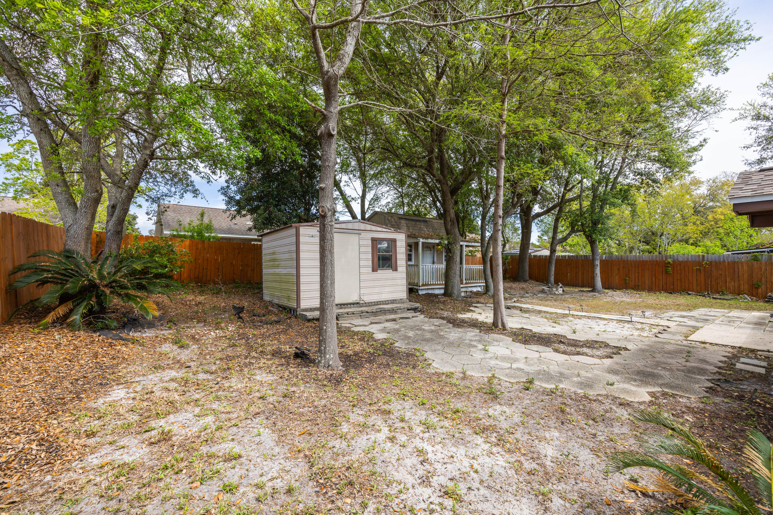 845 Blvd De L Orleans