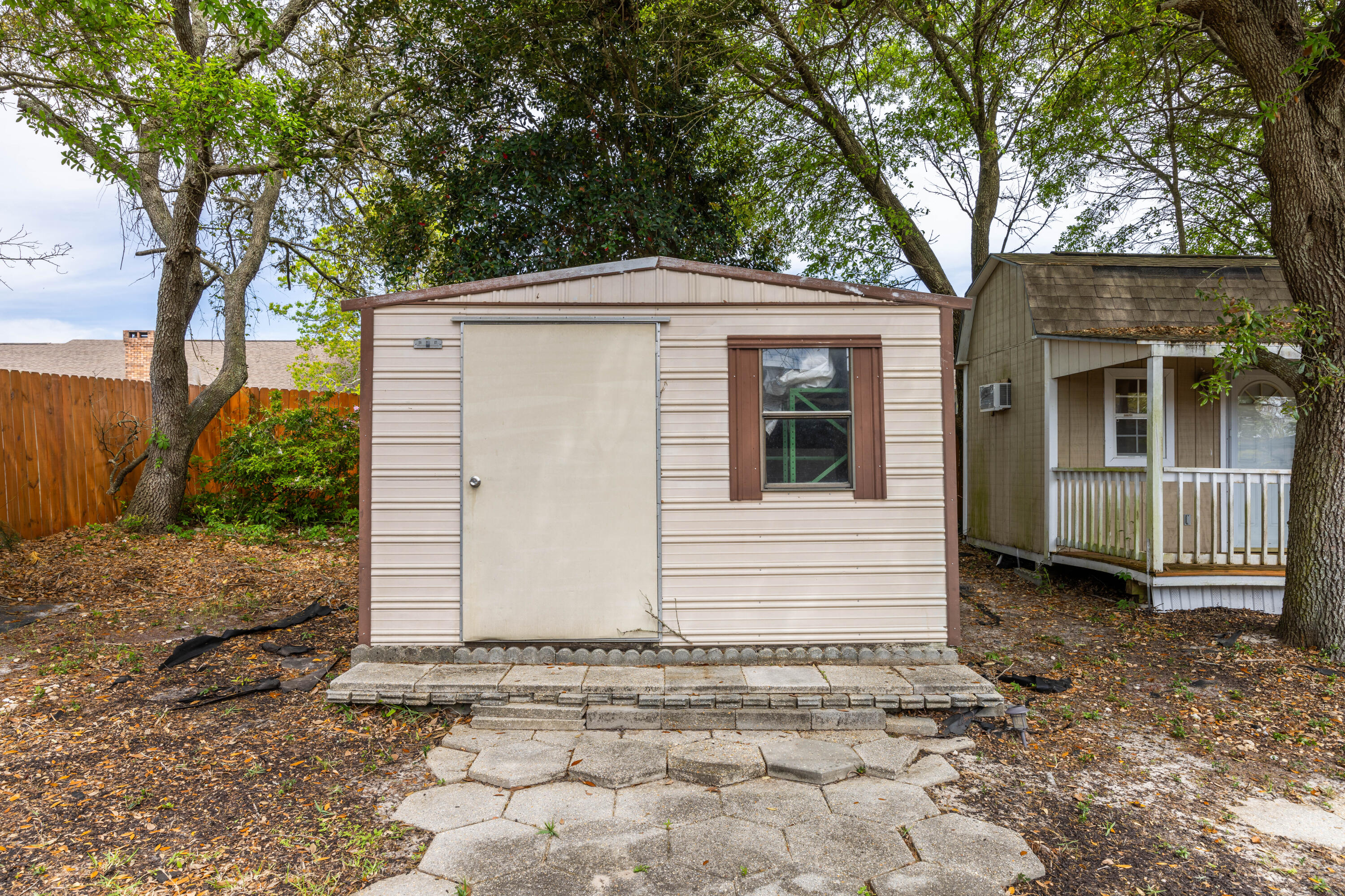 845 Blvd De L Orleans